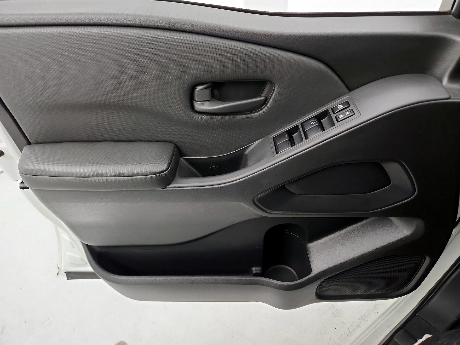 Thumbnail: 2022 Nissan Frontier - 12