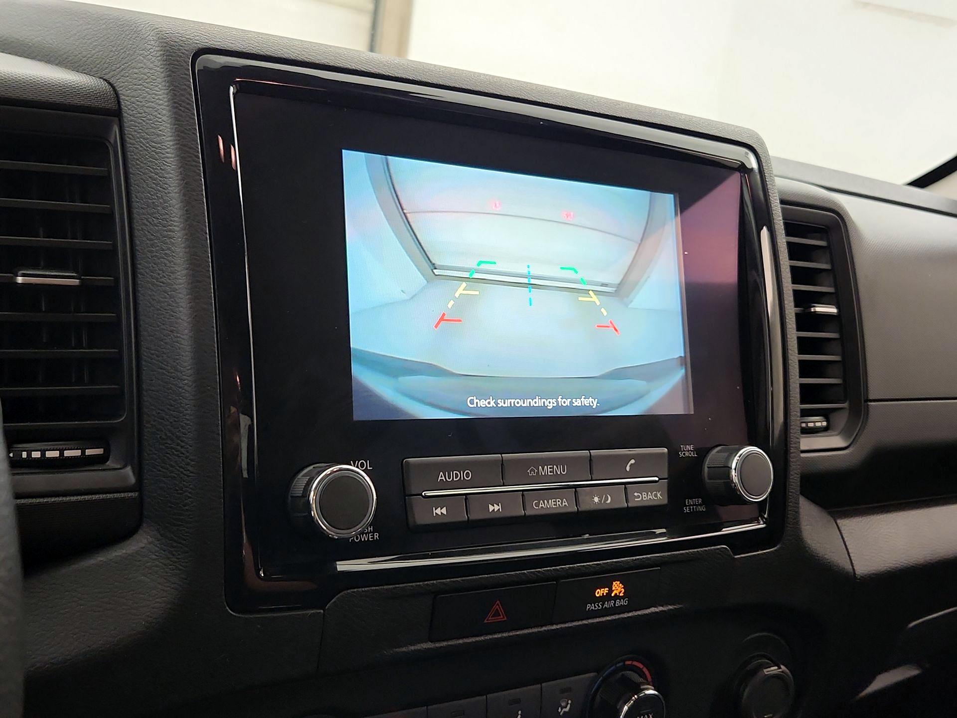 Thumbnail: 2022 Nissan Frontier - 14