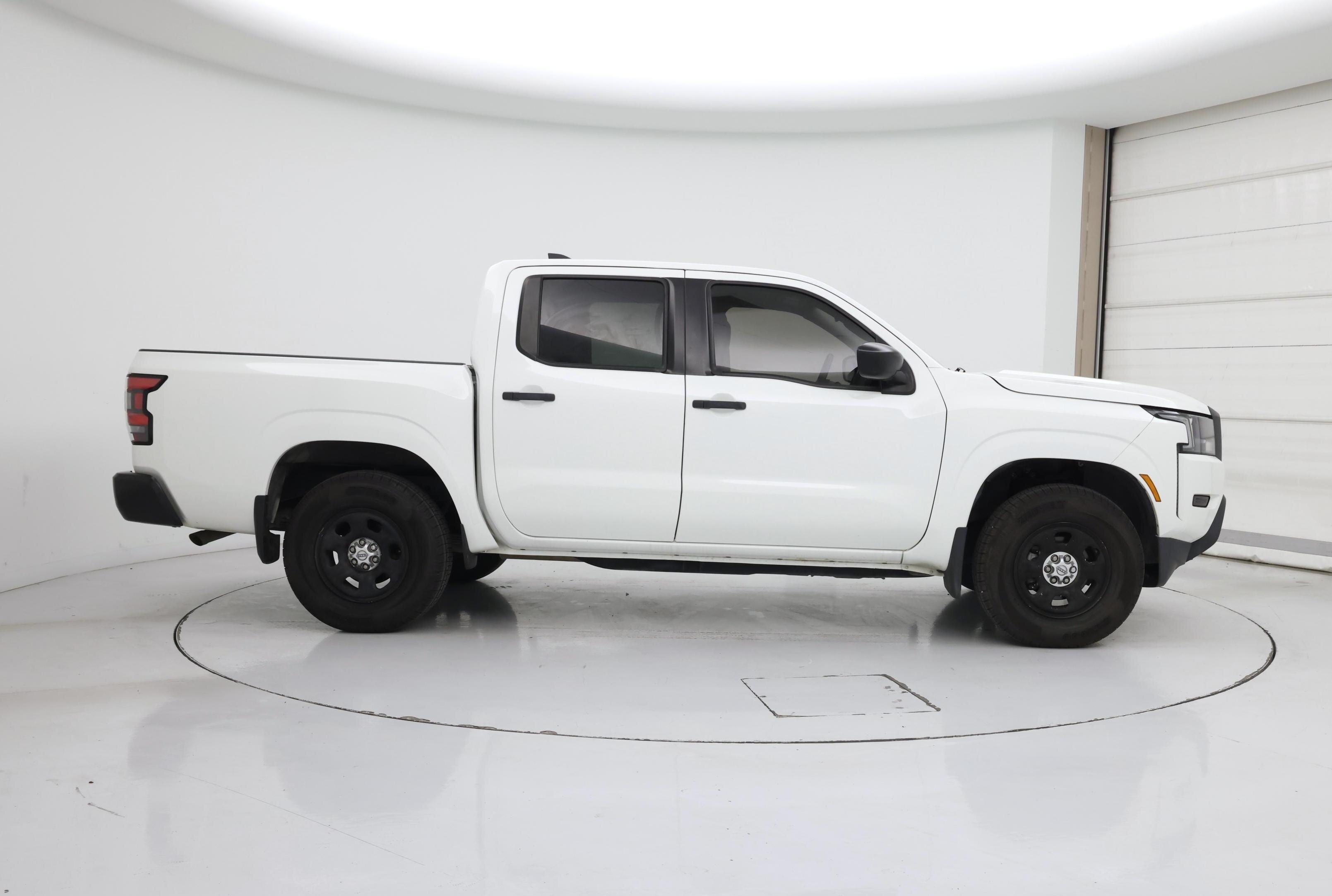 Thumbnail: 2022 Nissan Frontier - 7