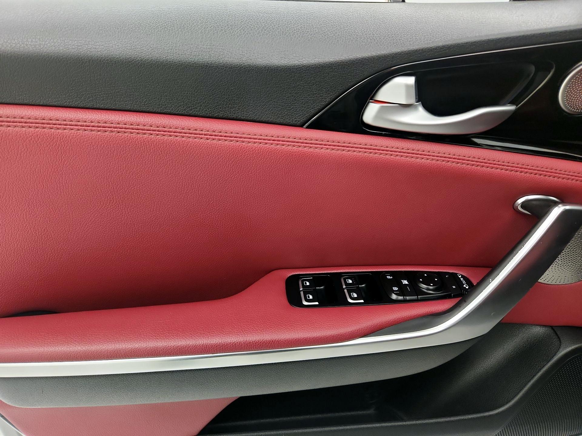 Thumbnail: 2021 Kia Stinger - 12
