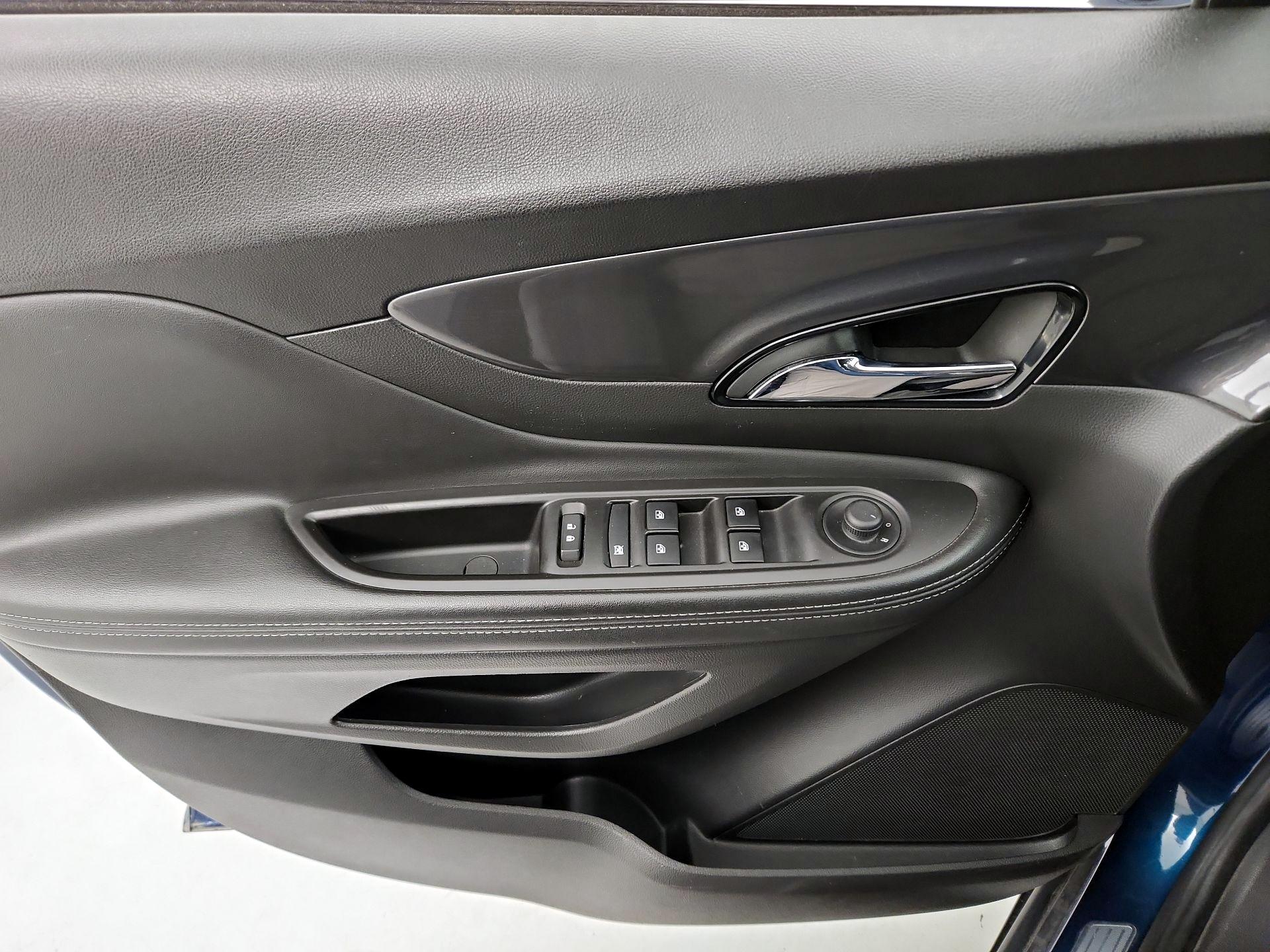 Thumbnail: 2020 Buick Encore - 12