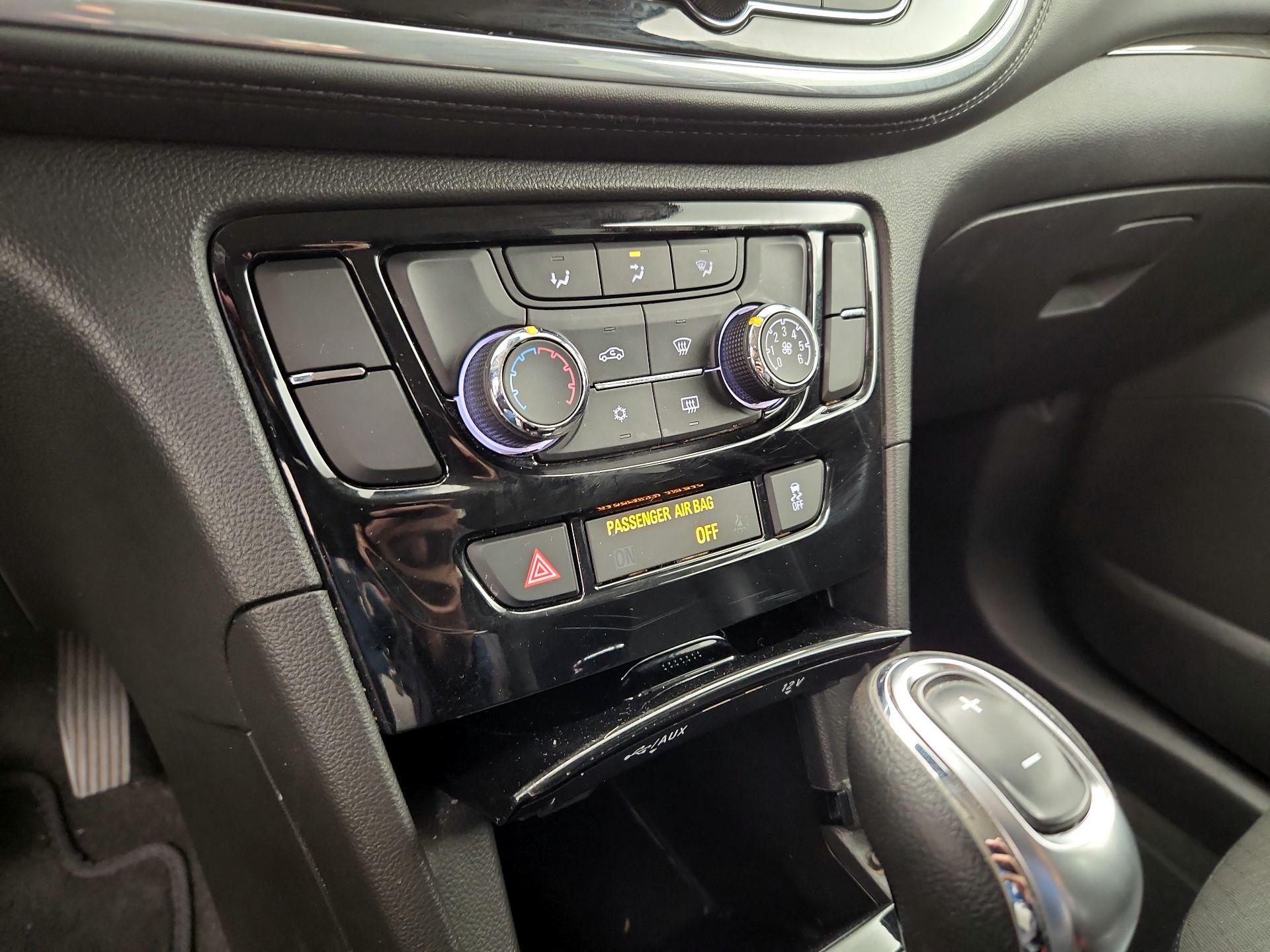 Thumbnail: 2020 Buick Encore - 16