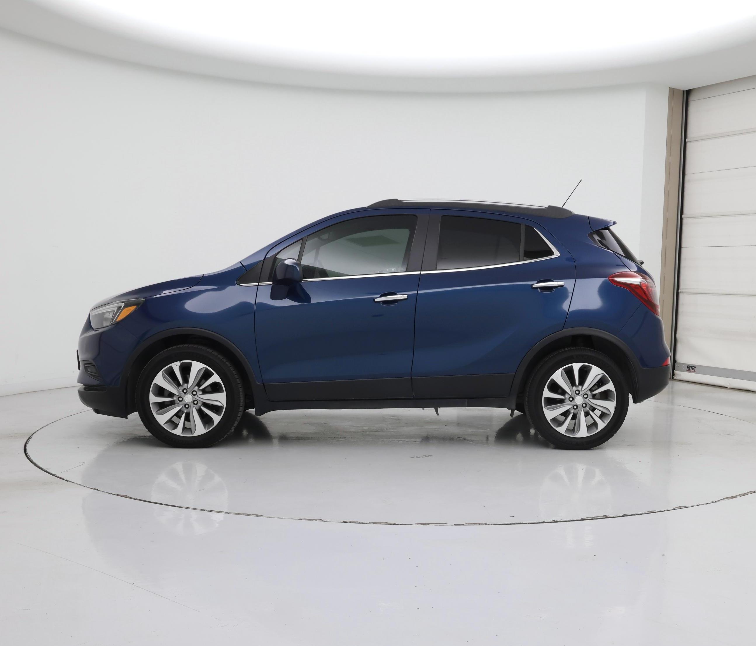 Thumbnail: 2020 Buick Encore - 3