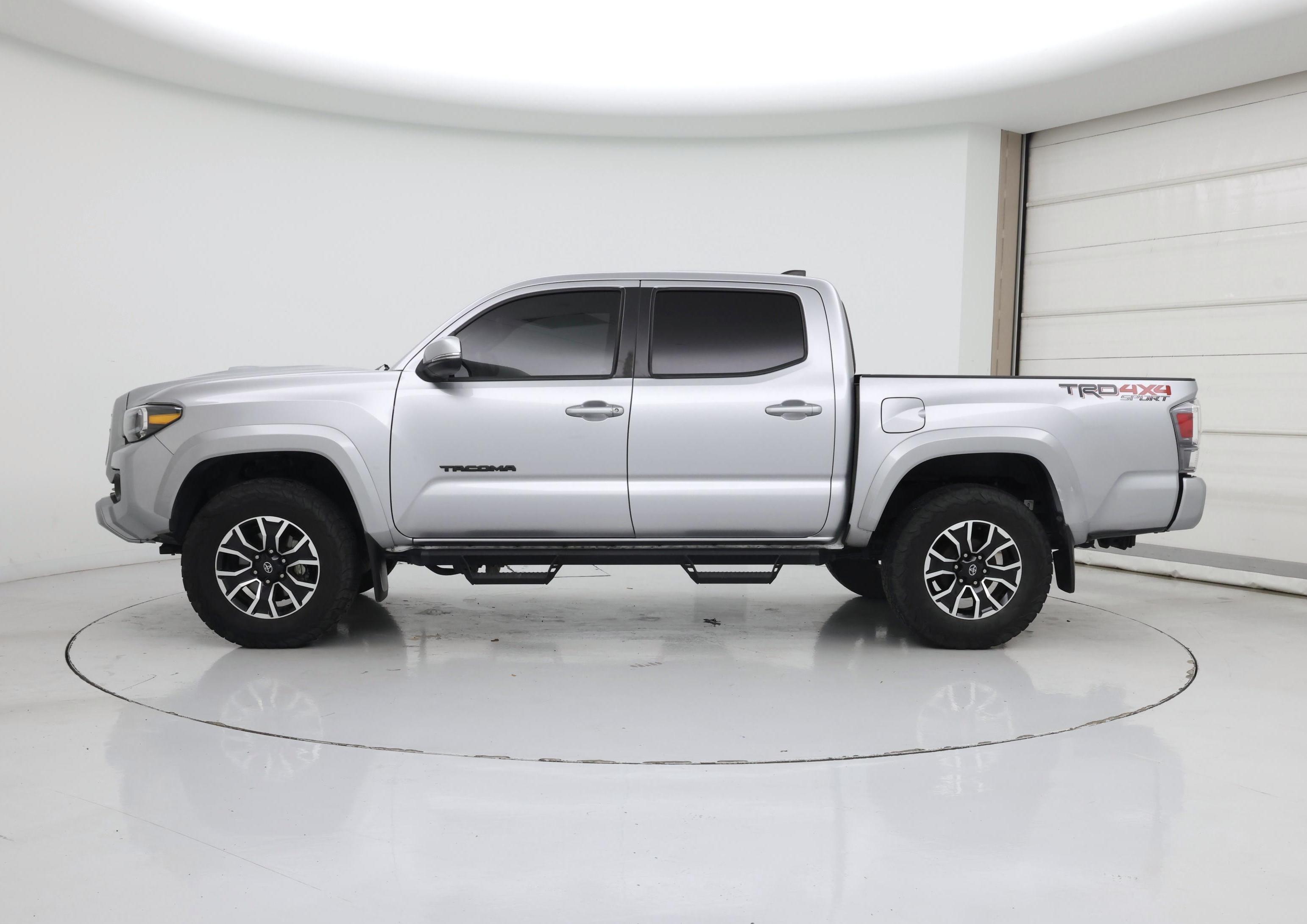 Thumbnail: 2023 Toyota Tacoma - 3