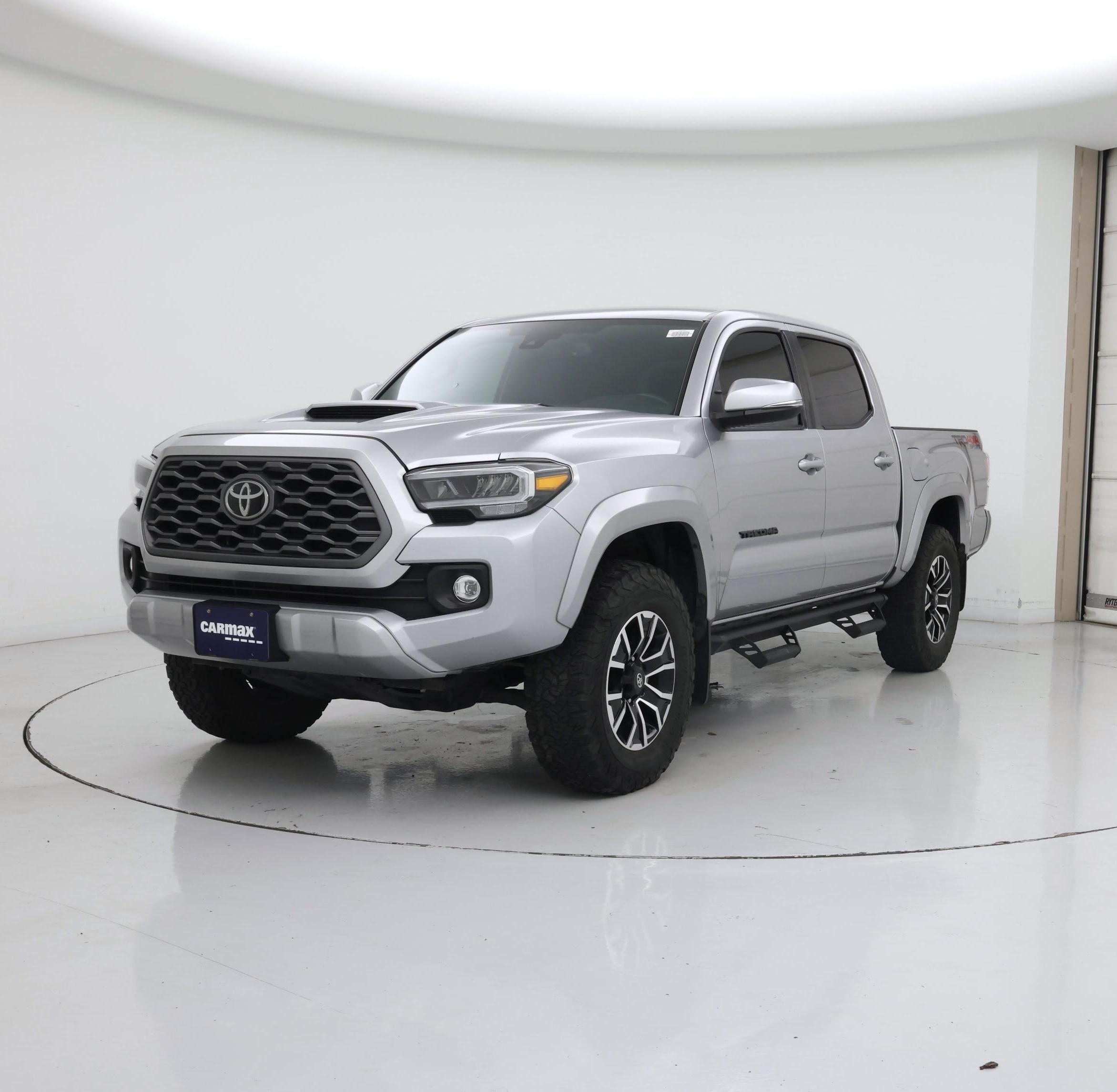 Thumbnail: 2023 Toyota Tacoma - 4
