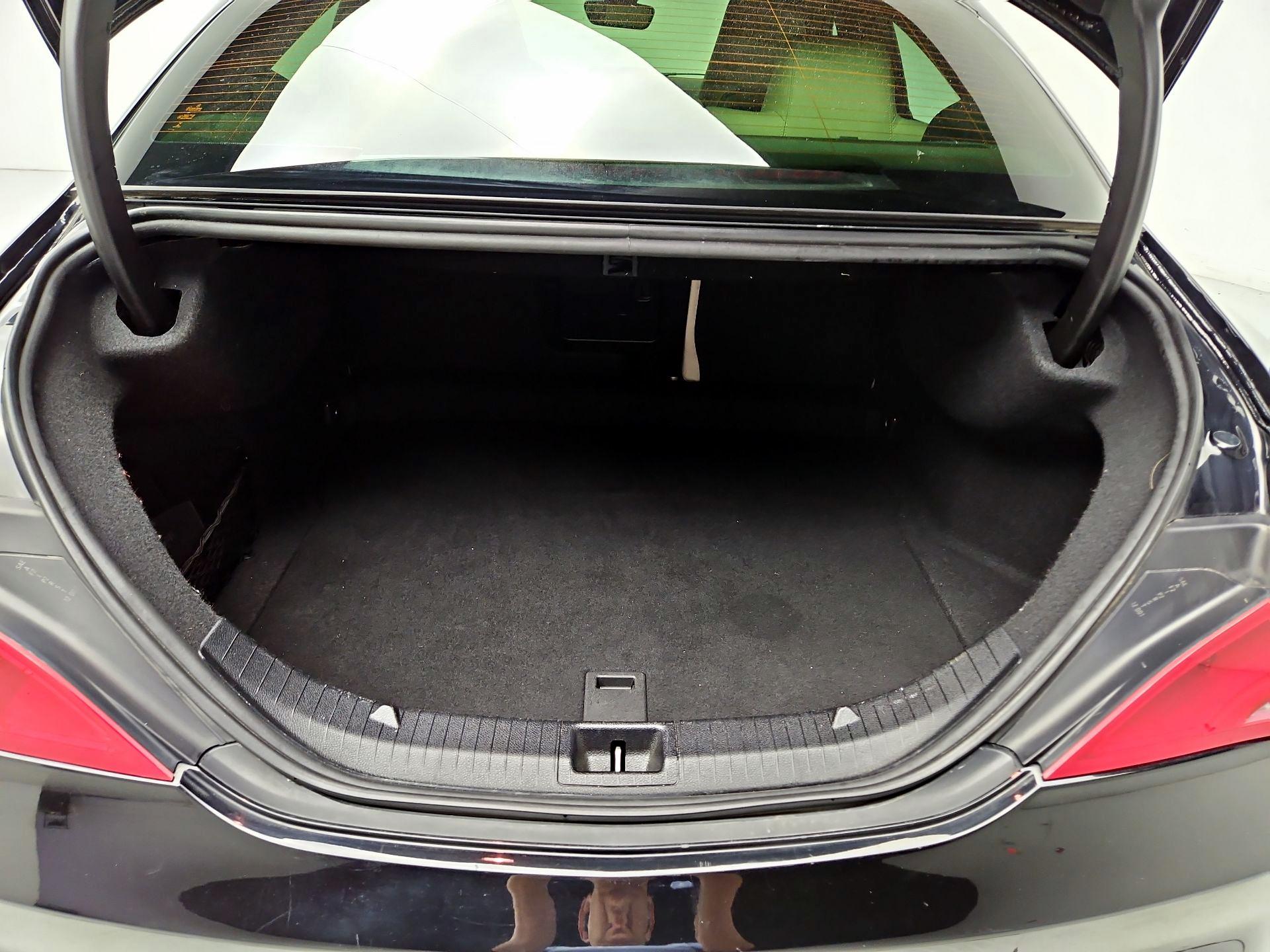 Thumbnail: 2018 Mercedes-Benz CLA - 20