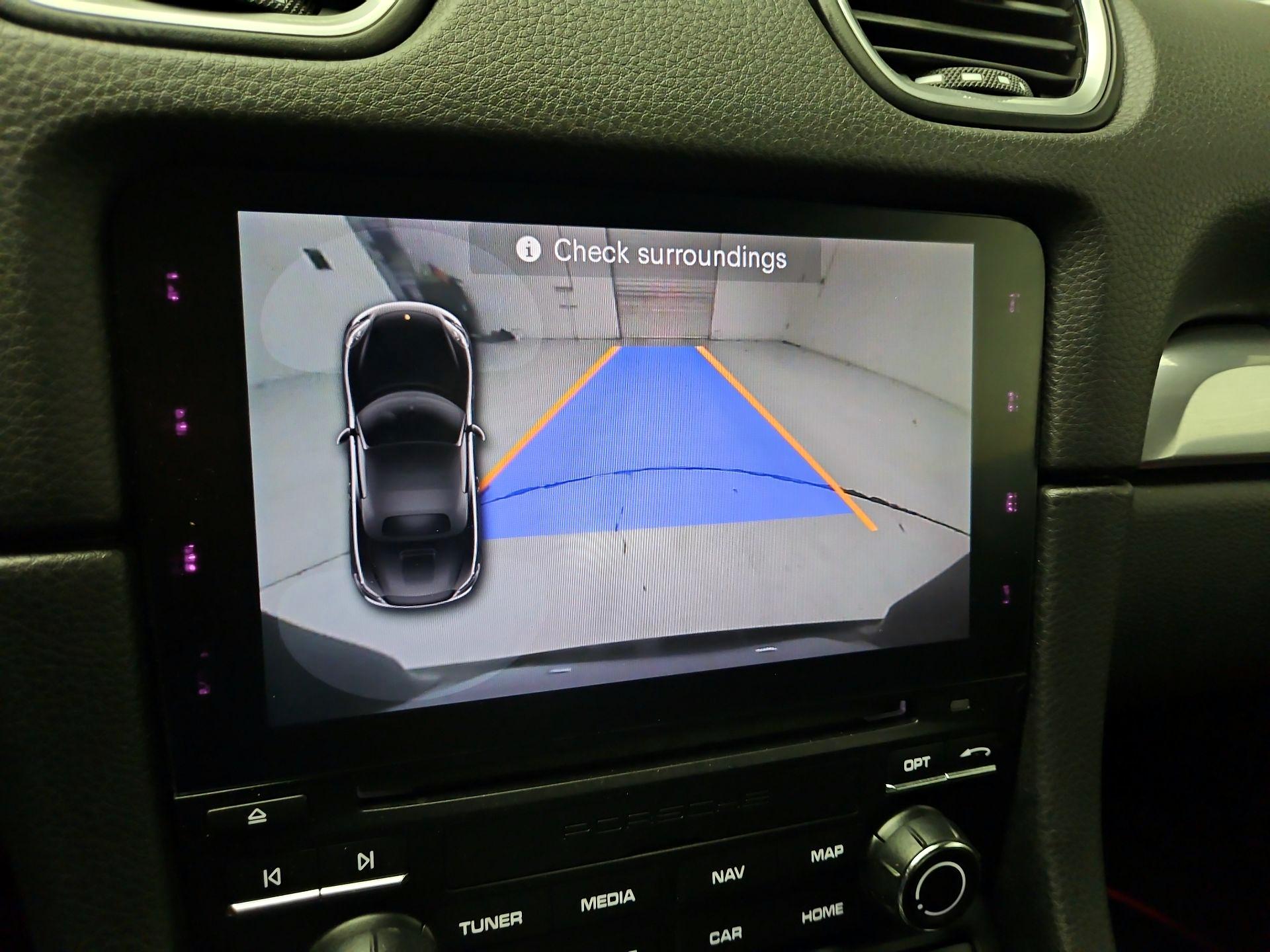 Thumbnail: 2017 Porsche 718 Boxster - 14