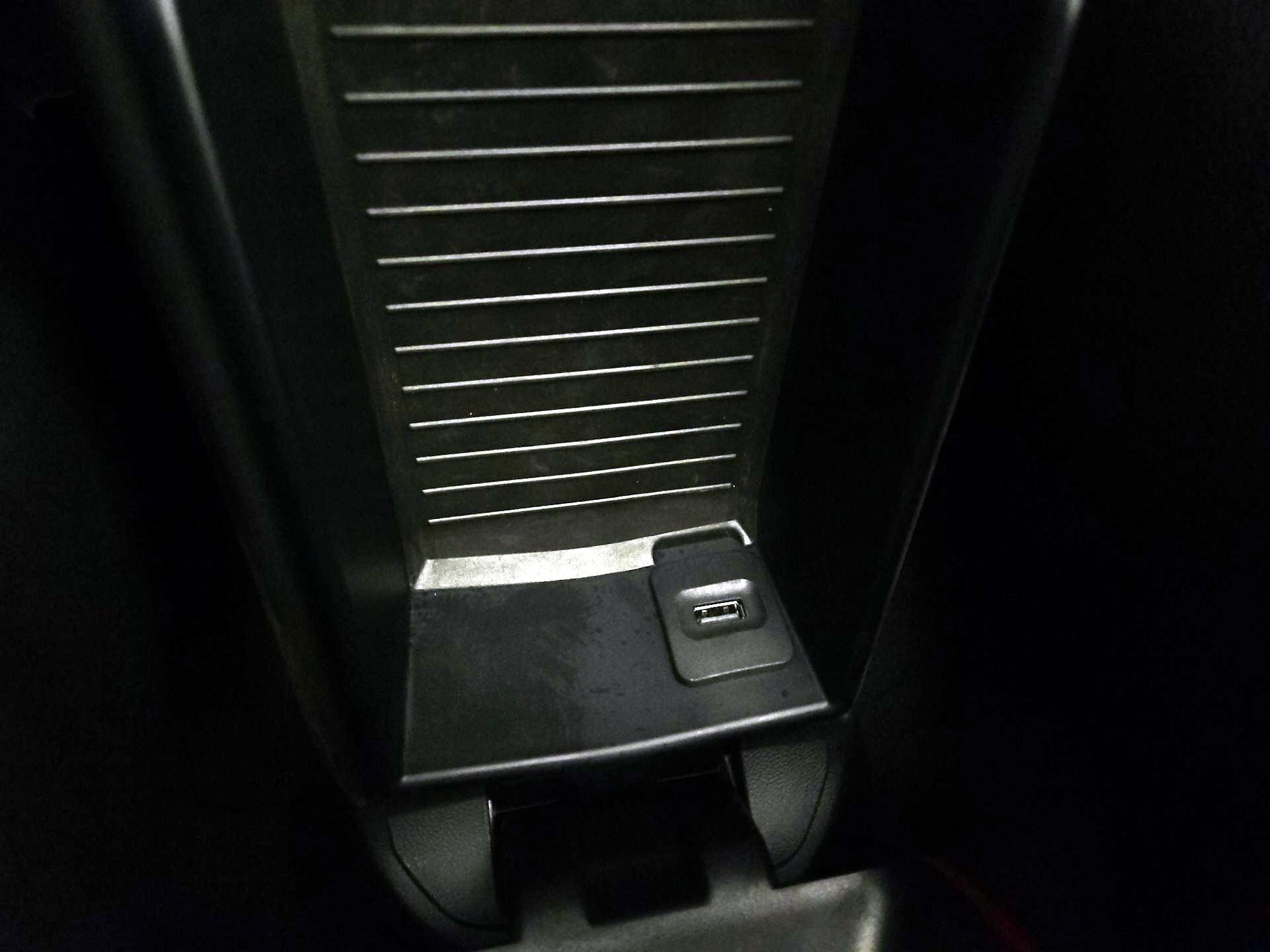 Thumbnail: 2017 Porsche 718 Boxster - 18