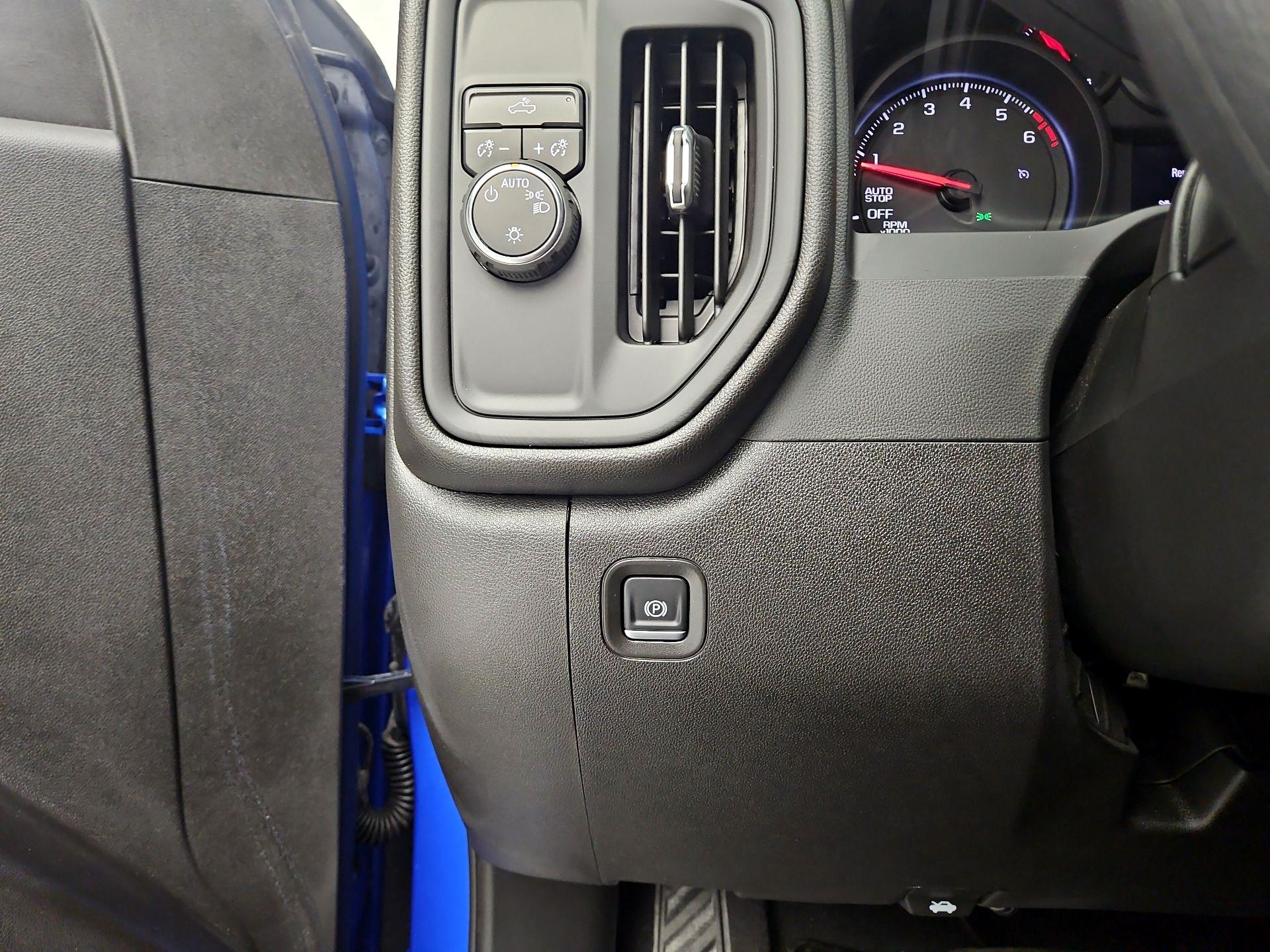 Thumbnail: 2025 Chevrolet Silverado 1500 - 13