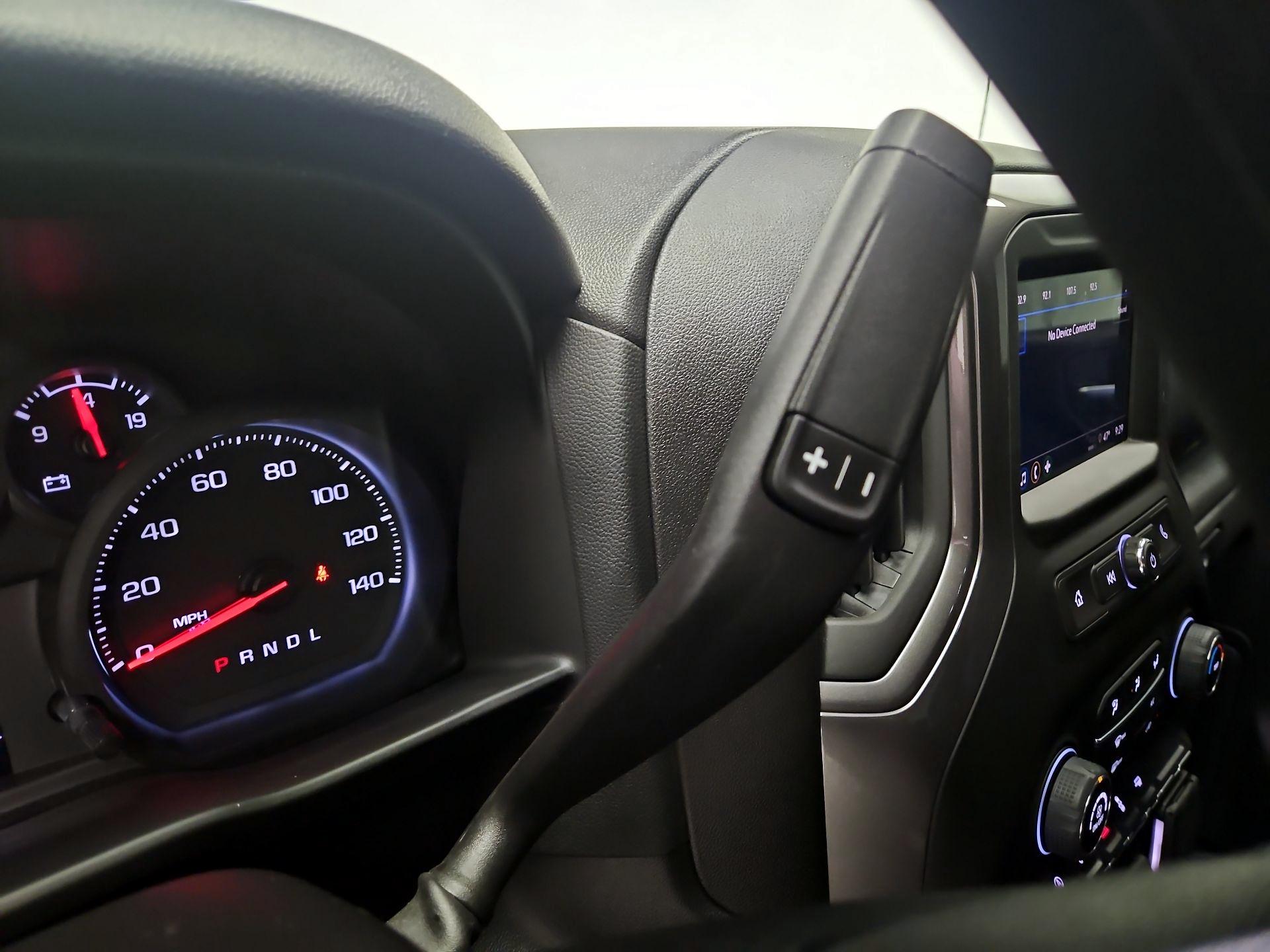 Thumbnail: 2025 Chevrolet Silverado 1500 - 17