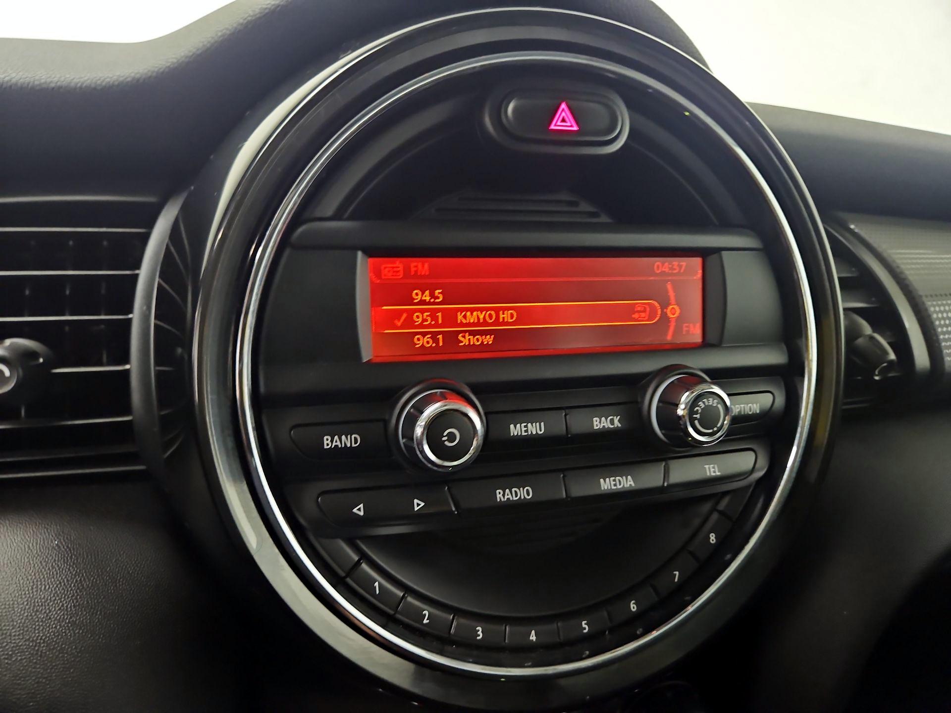 Thumbnail: 2015 MINI Cooper Hardtop - 14