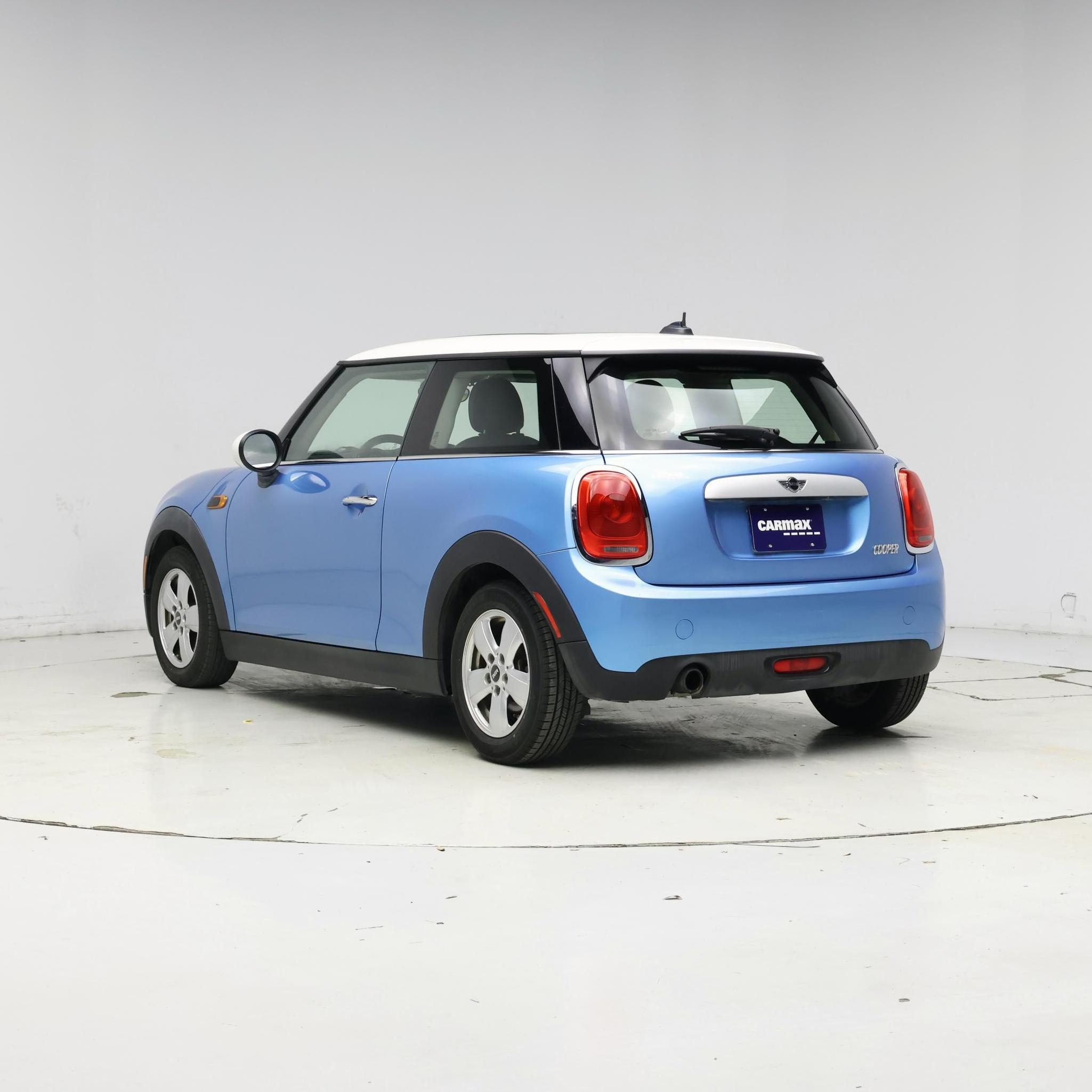 Thumbnail: 2015 MINI Cooper Hardtop - 2