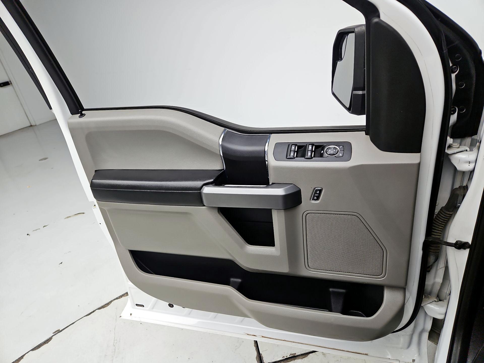 Thumbnail: 2018 Ford F-150 - 12