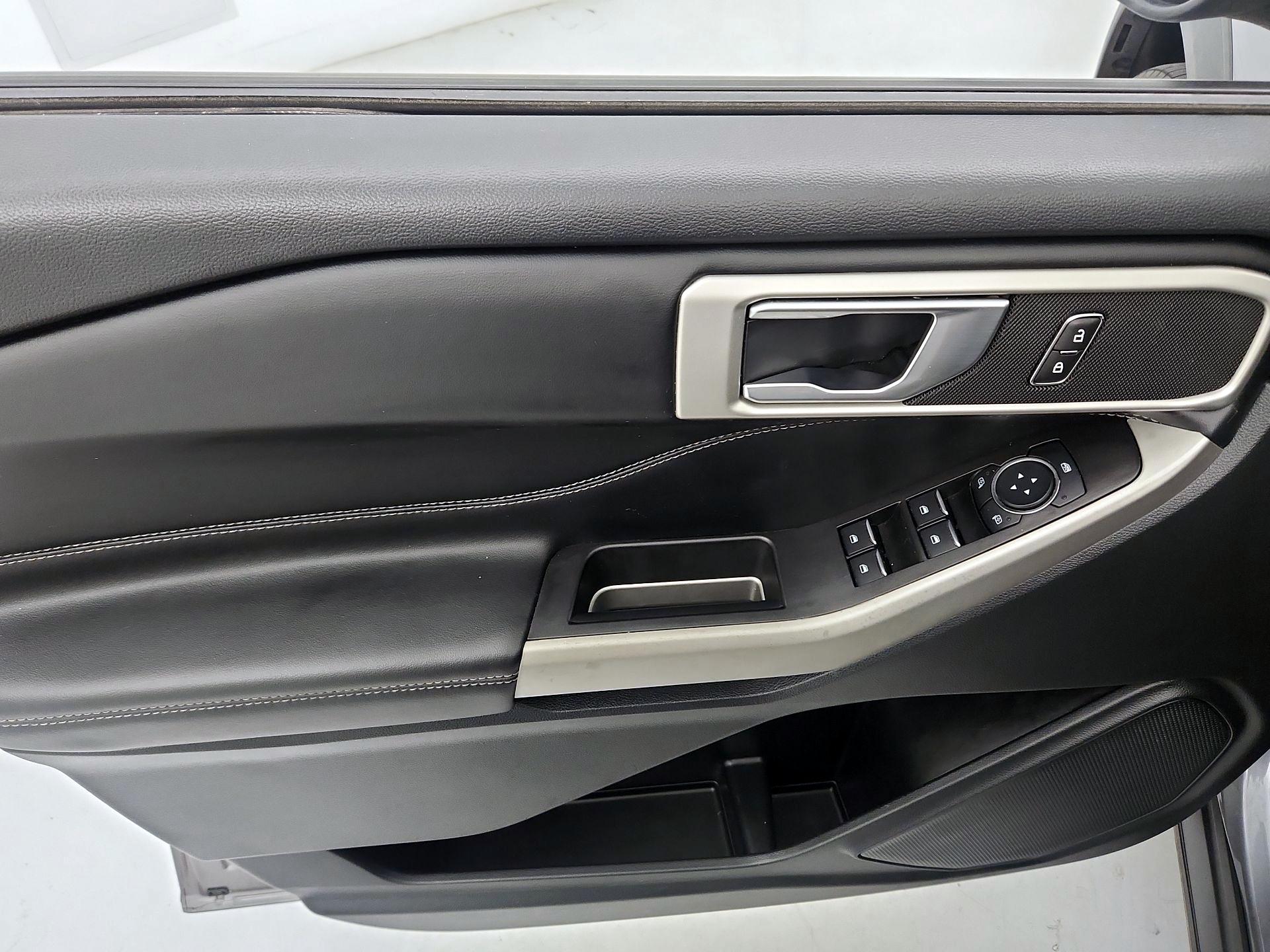 Thumbnail: 2023 Ford Explorer - 12