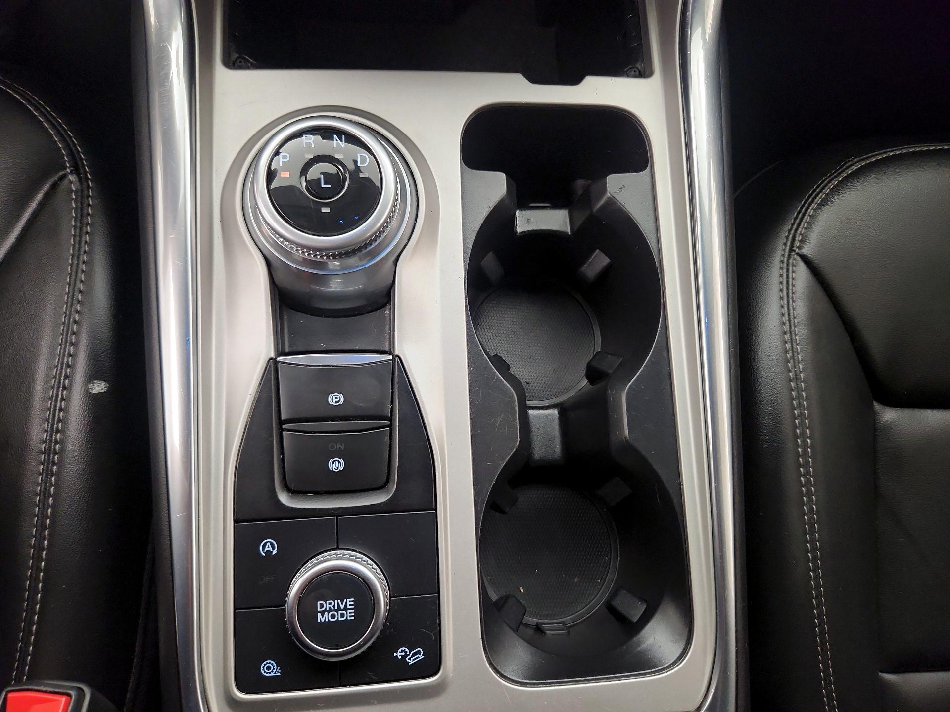 Thumbnail: 2023 Ford Explorer - 17