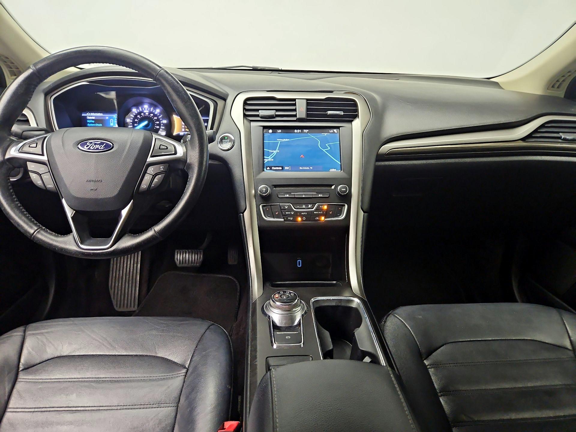 Thumbnail: 2017 Ford Fusion - 9