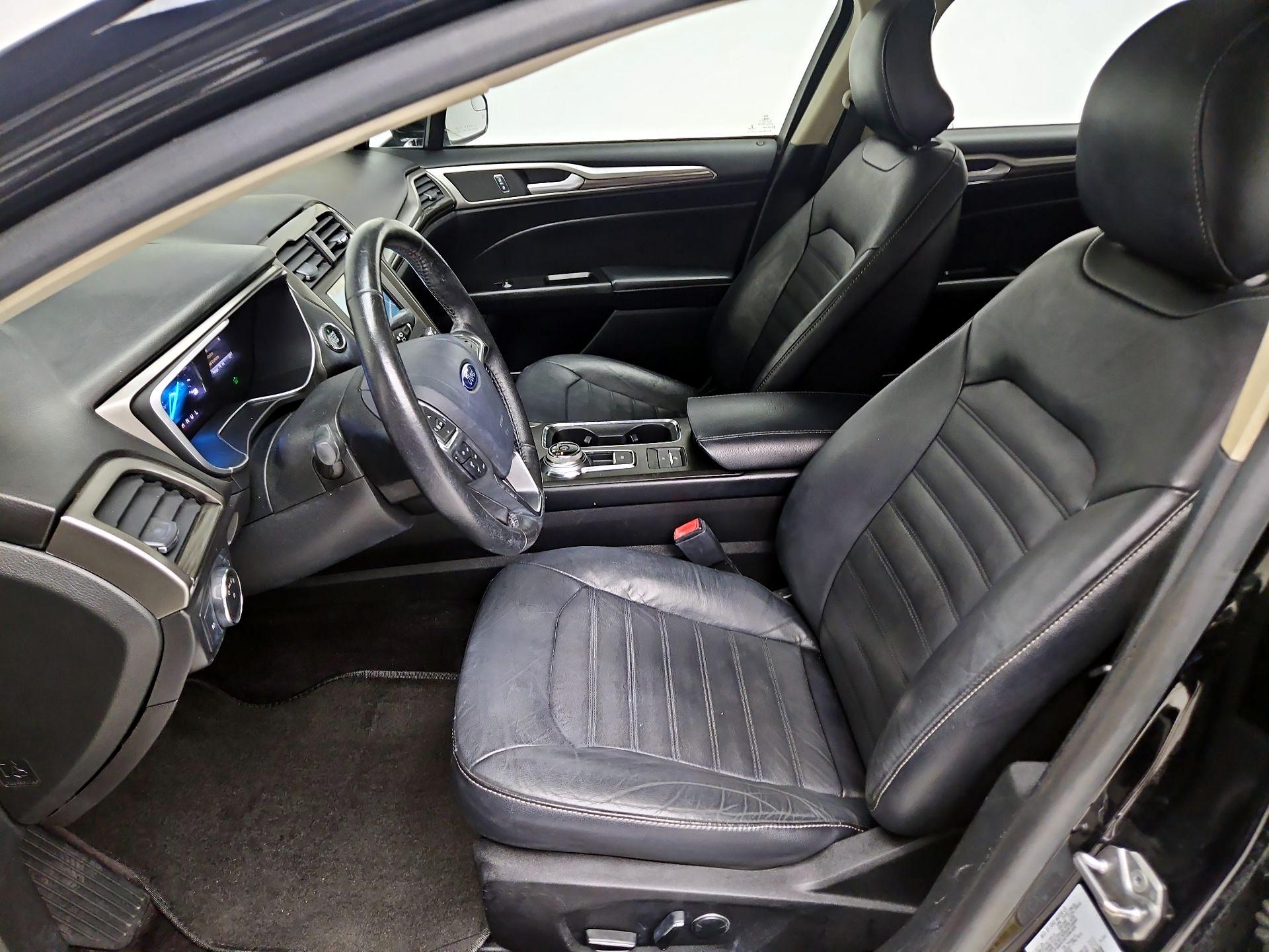 Thumbnail: 2017 Ford Fusion - 11