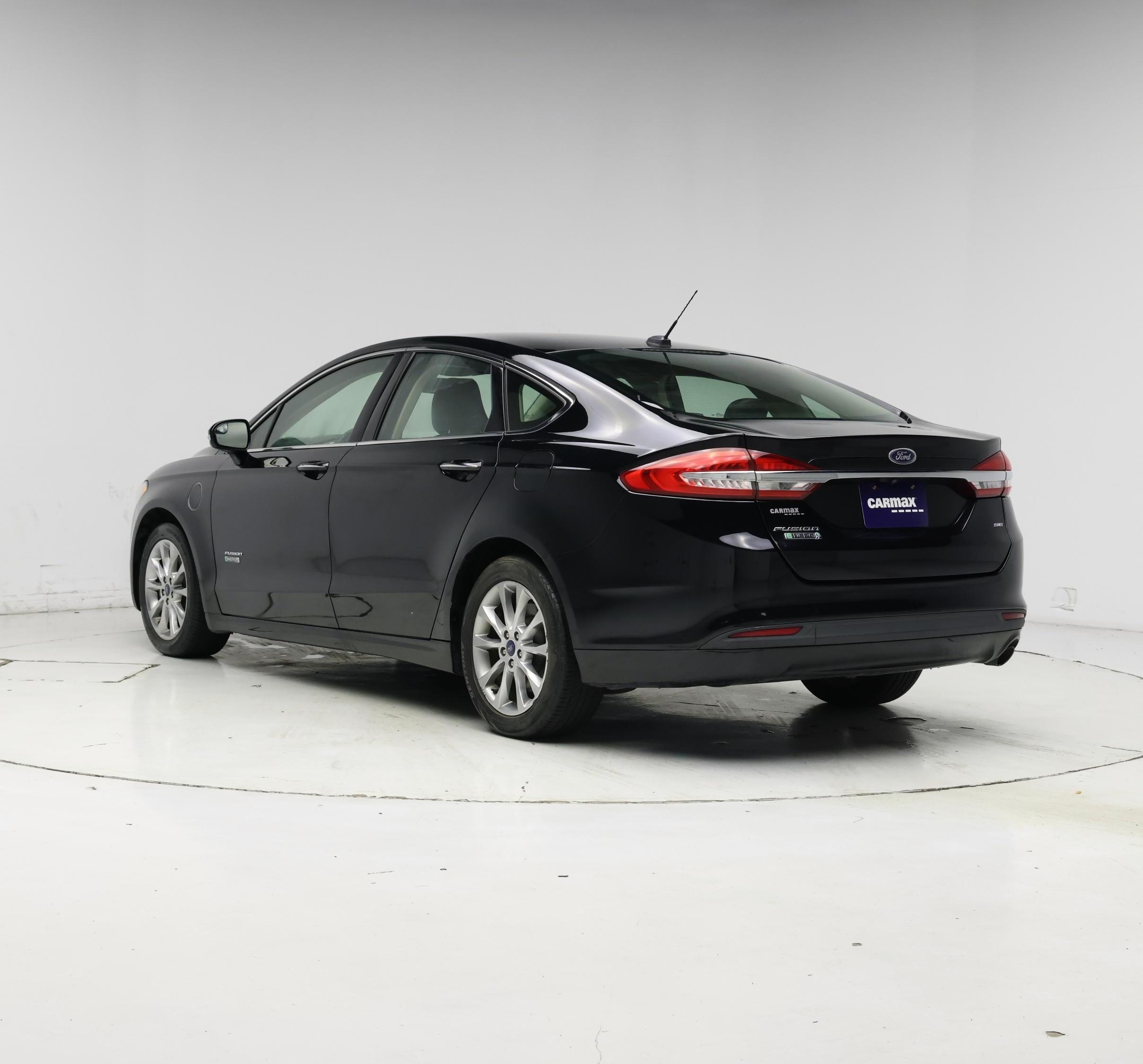 Thumbnail: 2017 Ford Fusion - 2