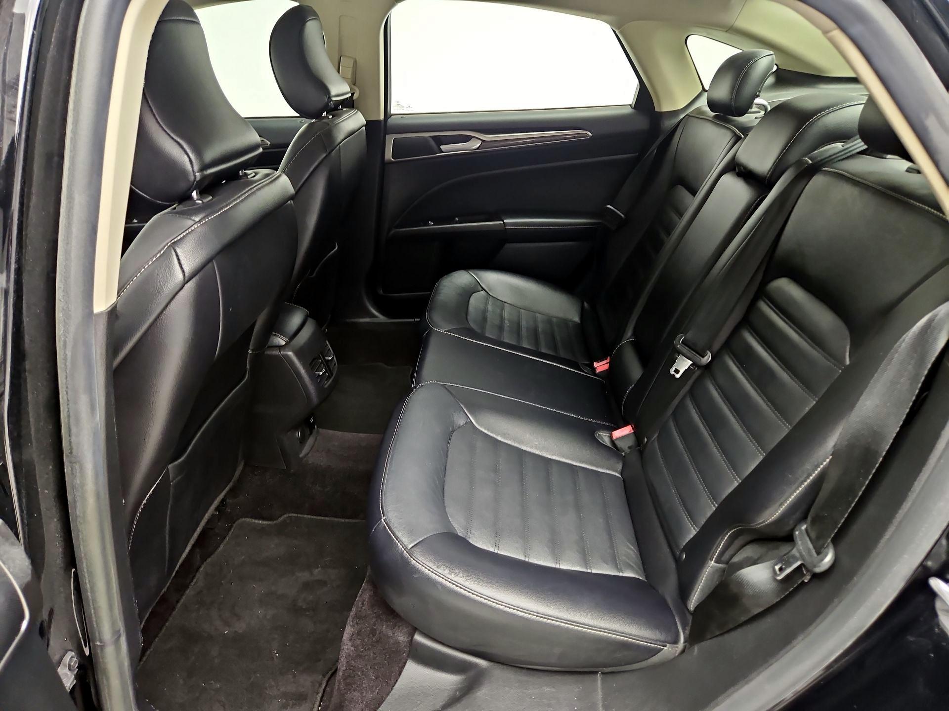 Thumbnail: 2017 Ford Fusion - 20