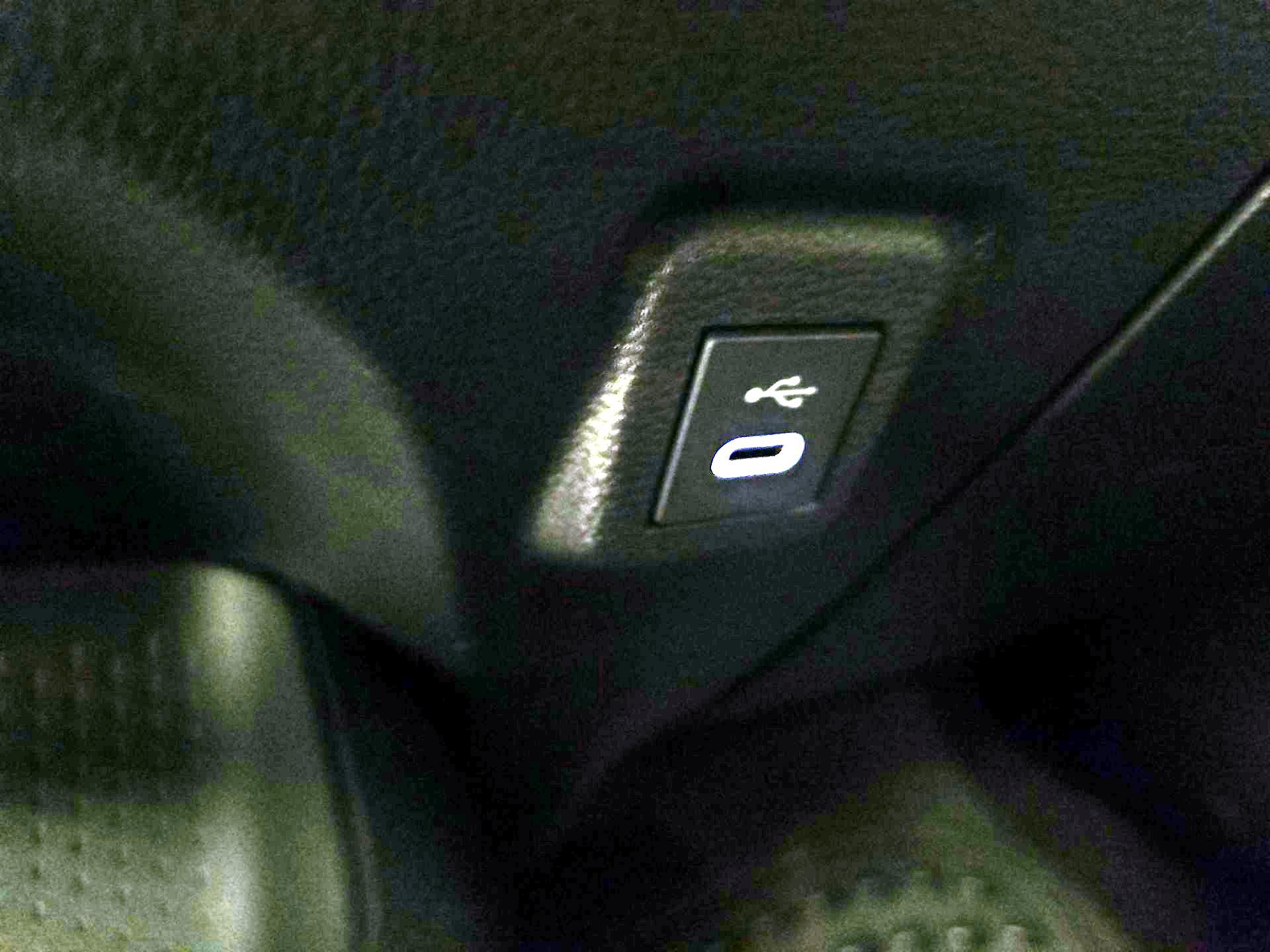 Thumbnail: 2026 Toyota Corolla - 18