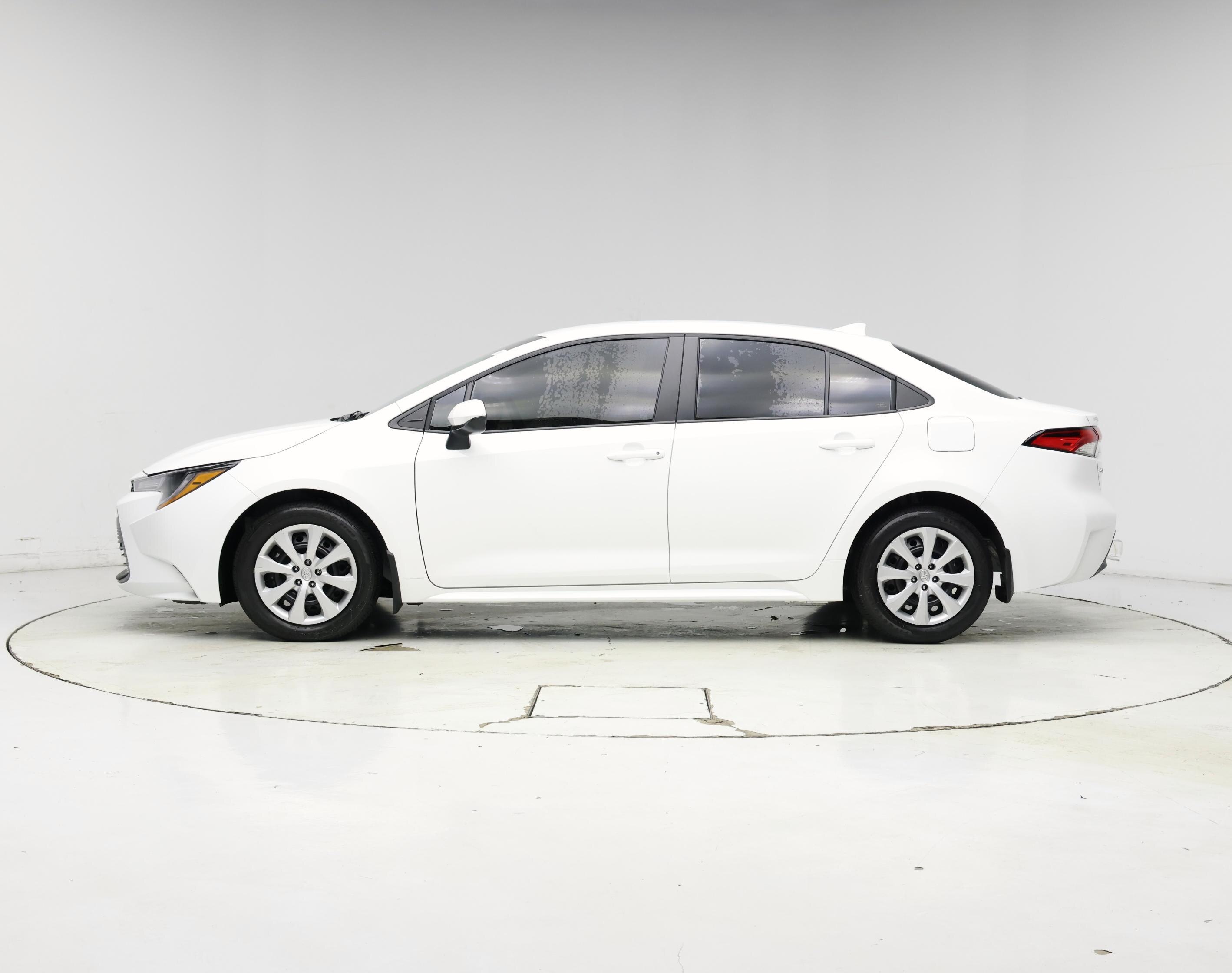 Thumbnail: 2026 Toyota Corolla - 3