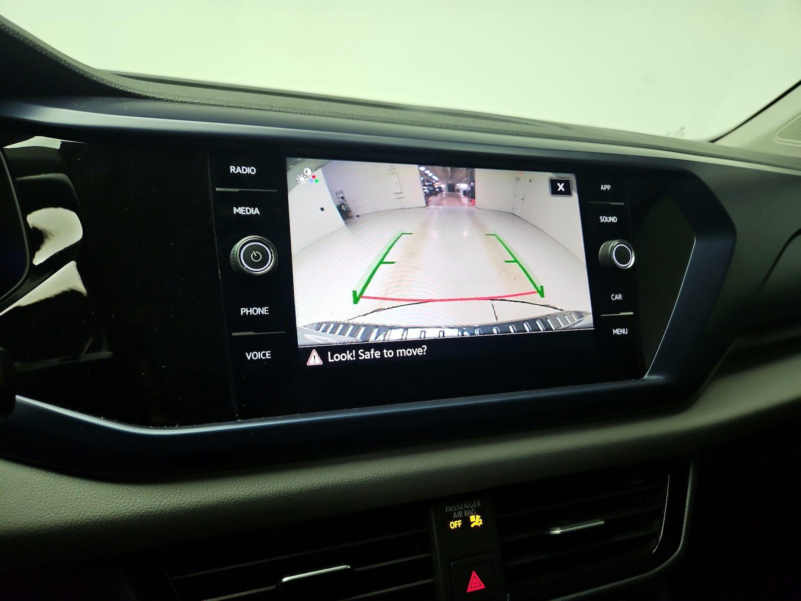 2023 Volkswagen Taos SE - Photo 15