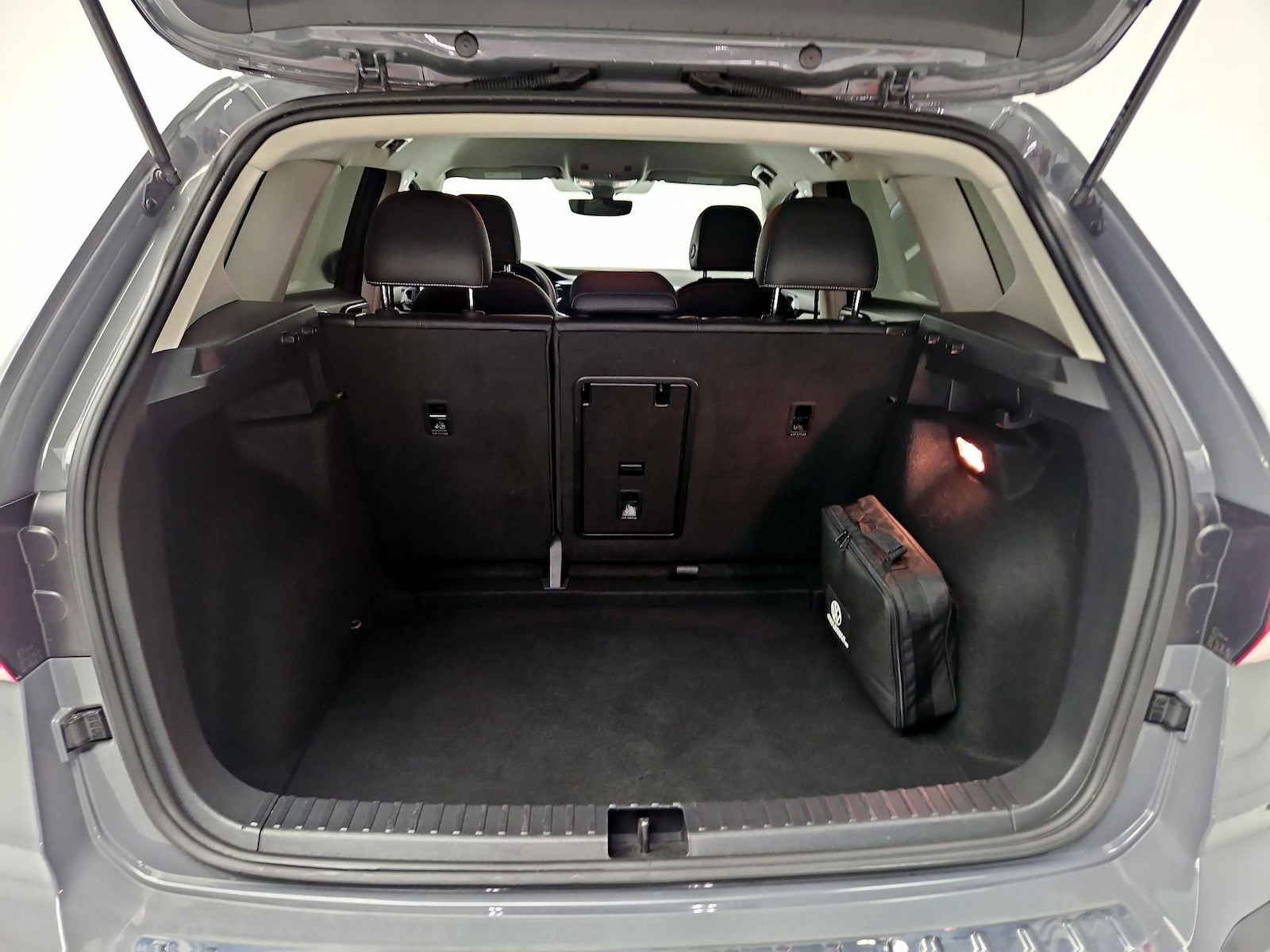 2023 Volkswagen Taos SE - Photo 21