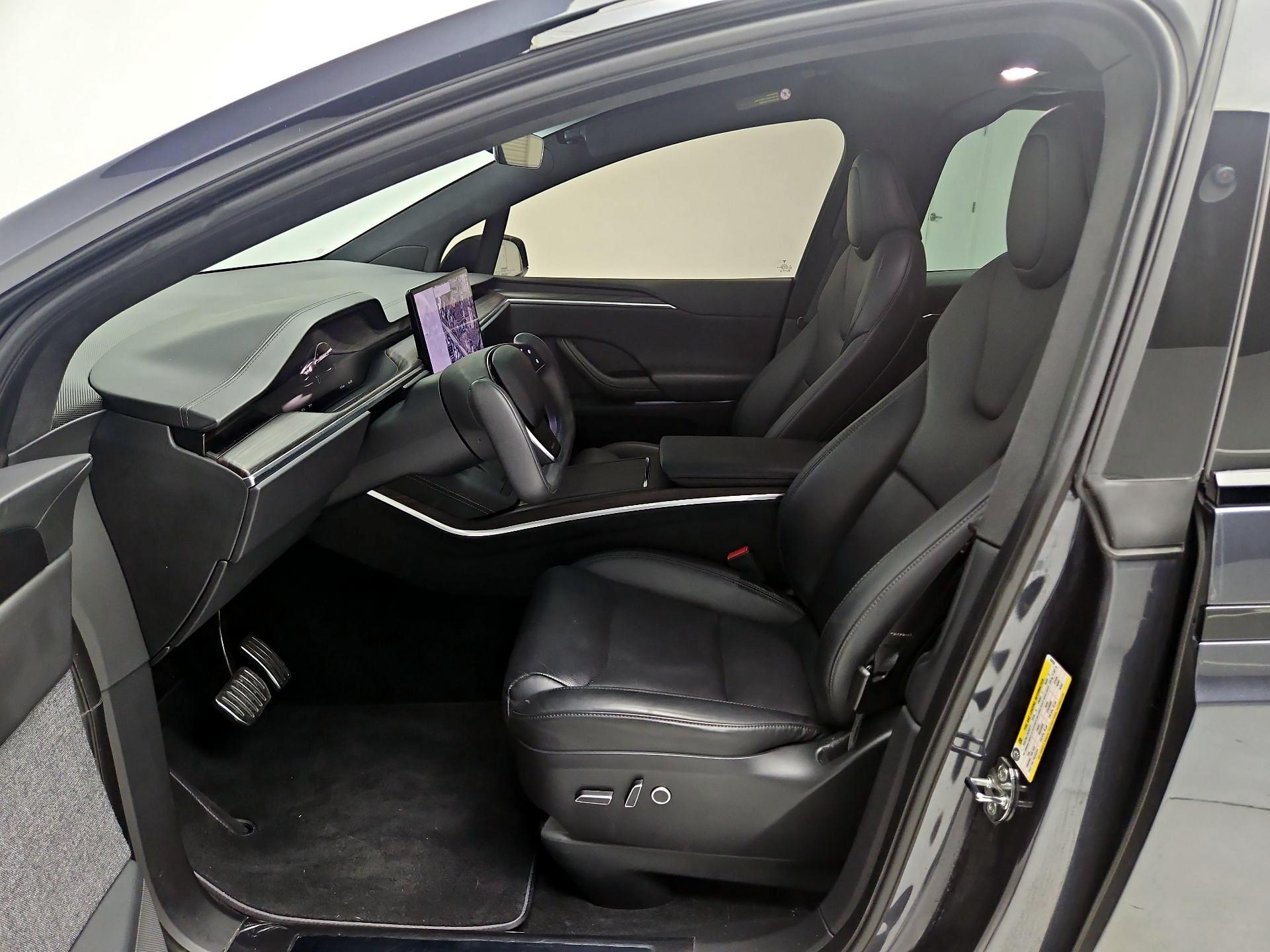 Thumbnail: 2024 Tesla Model X - 11