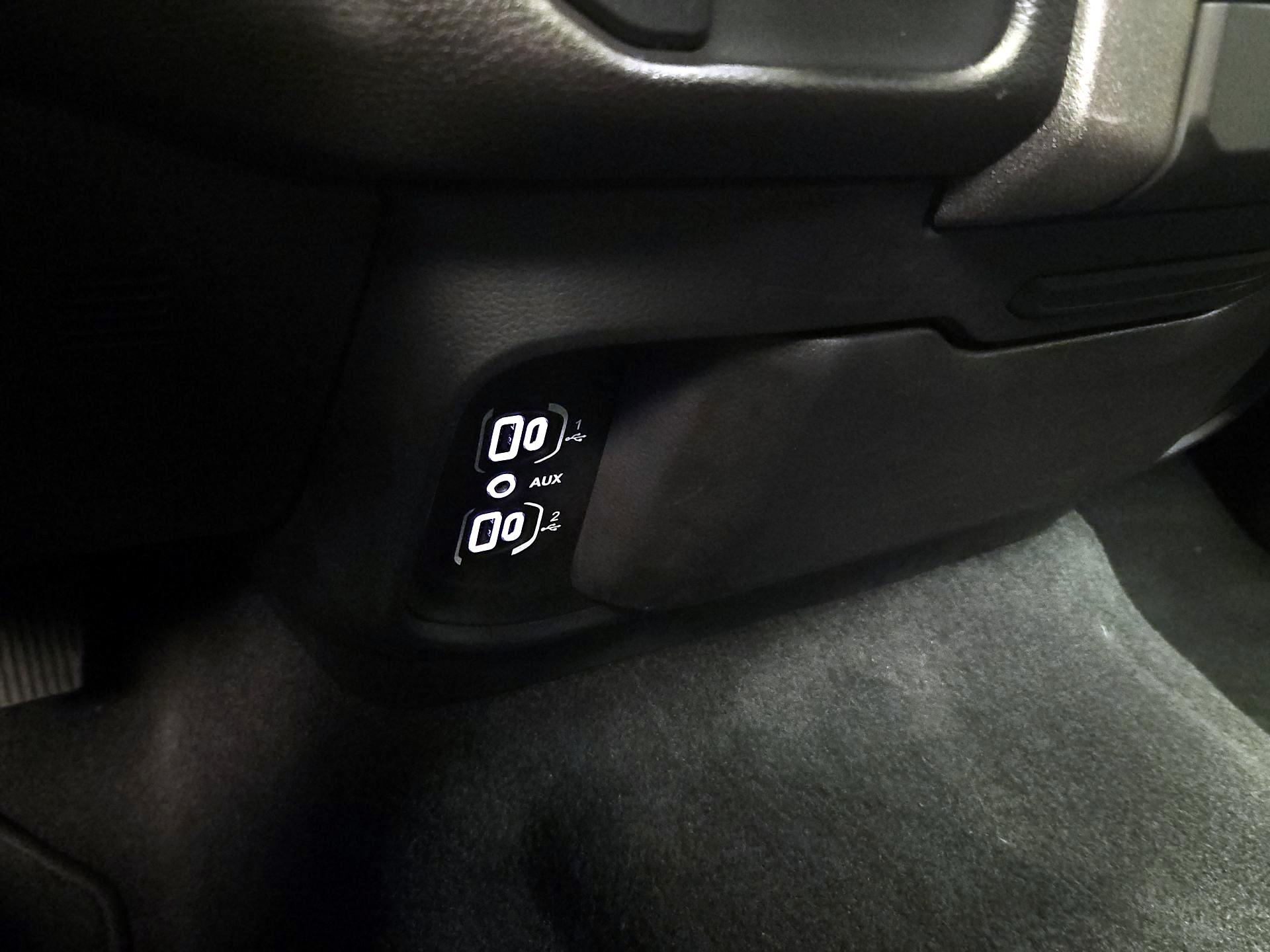 Thumbnail: 2025 RAM 1500 - 18