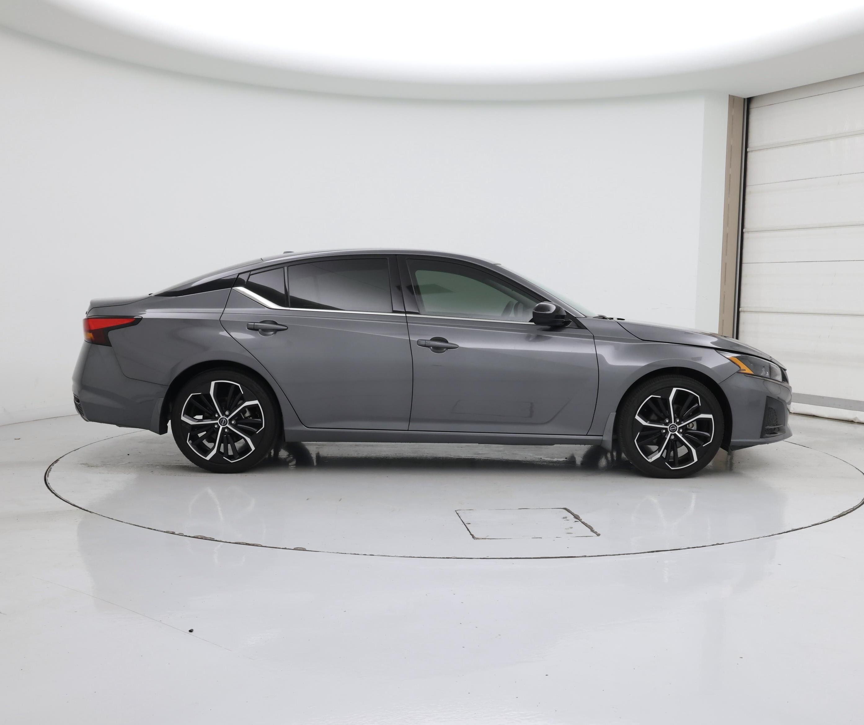 Thumbnail: 2024 Nissan Altima - 7