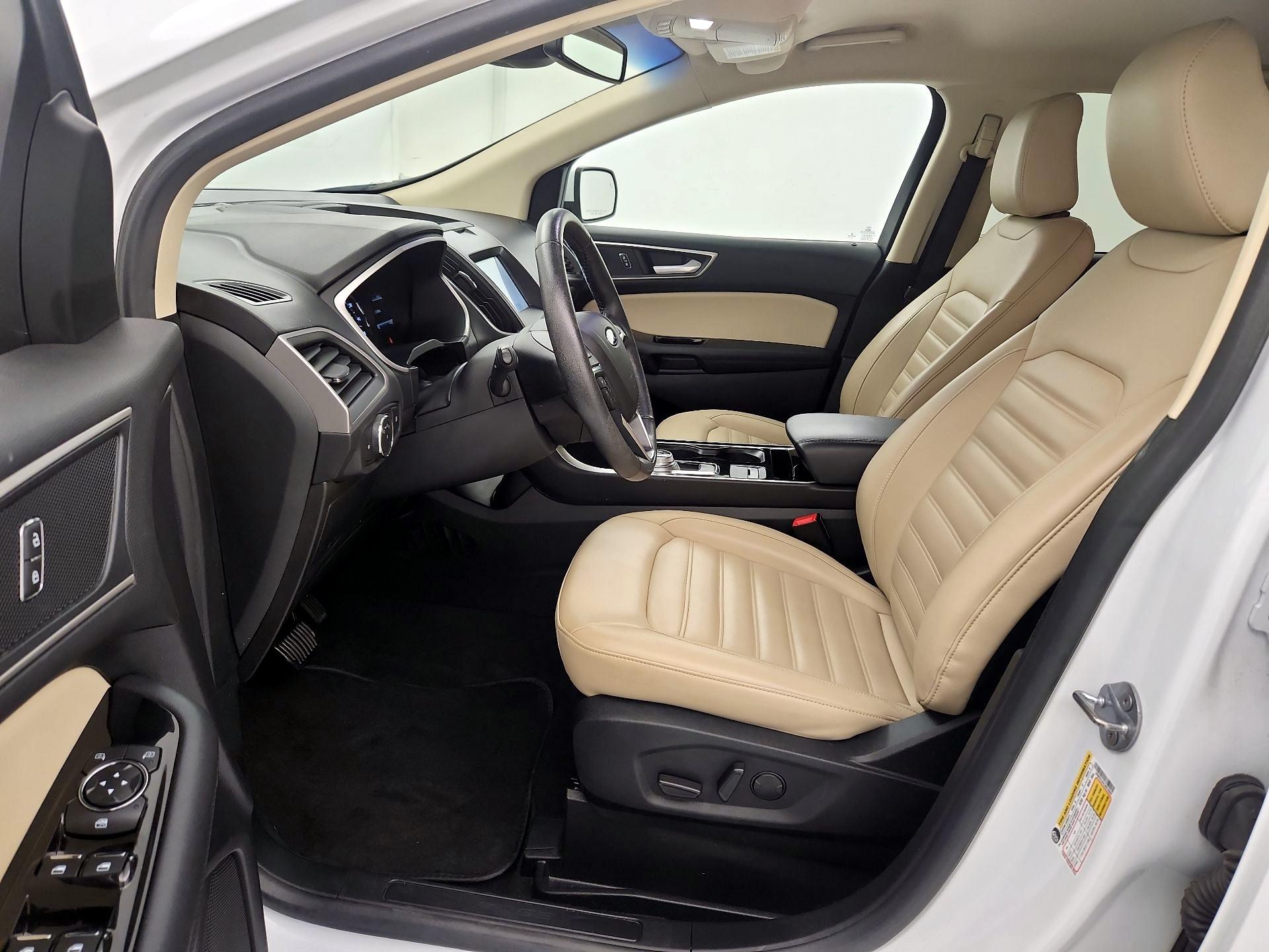 Thumbnail: 2020 Ford Edge - 11