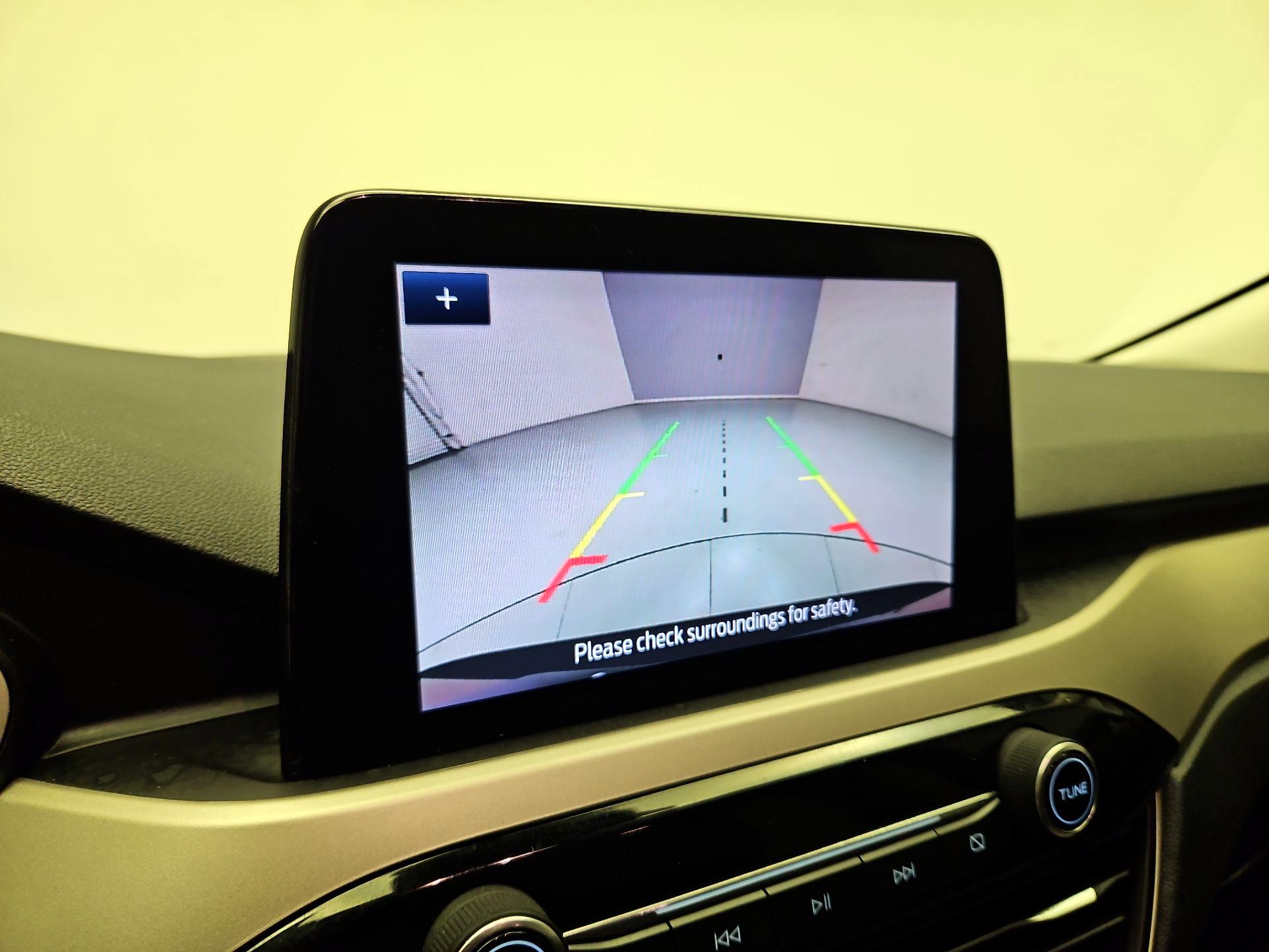 Thumbnail: 2021 Ford Escape - 15