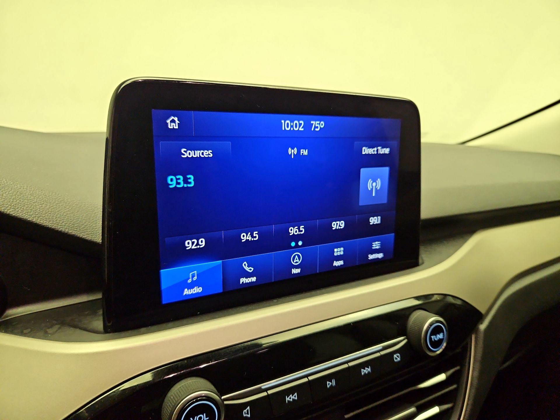 Thumbnail: 2021 Ford Escape - 16