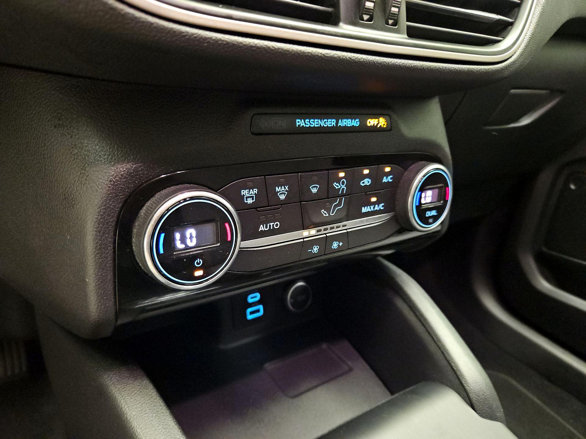 Thumbnail: 2021 Ford Escape - 17