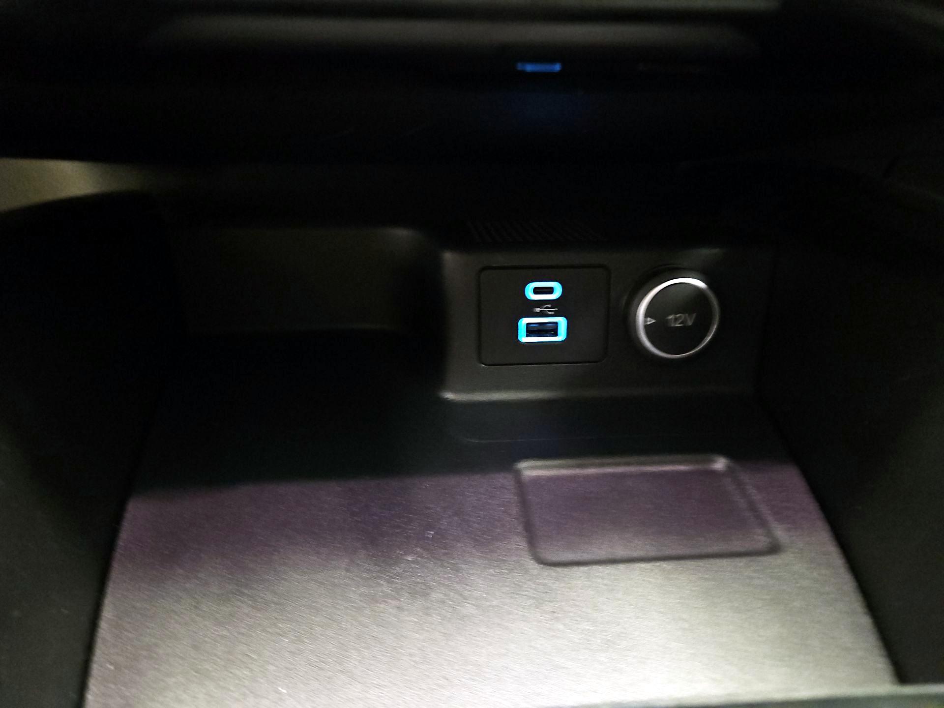 Thumbnail: 2021 Ford Escape - 19