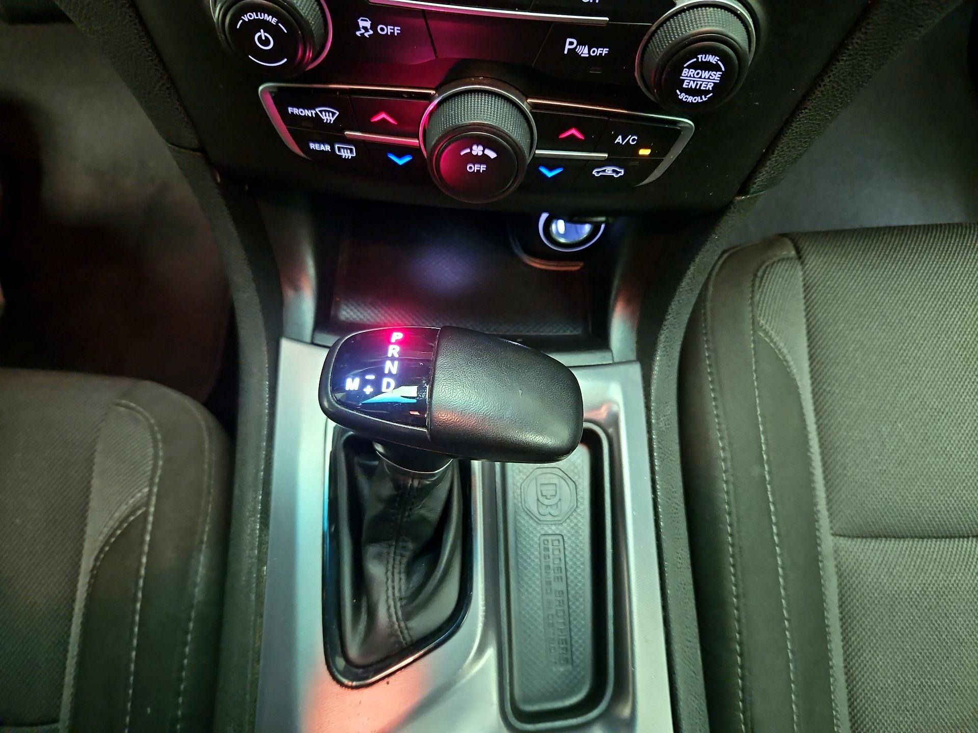 Thumbnail: 2022 Dodge Charger - 17