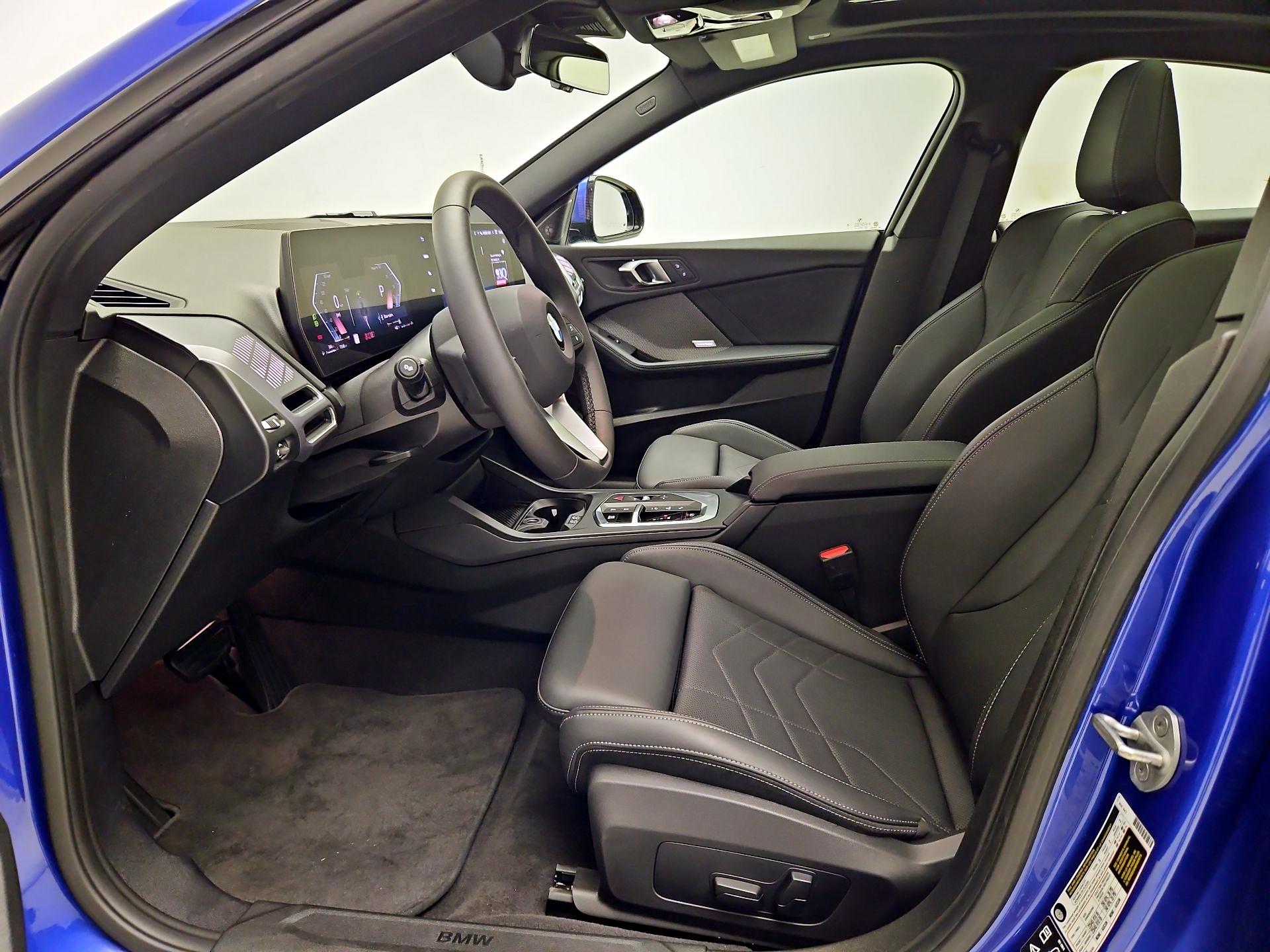 Thumbnail: 2025 BMW 2 Series - 11