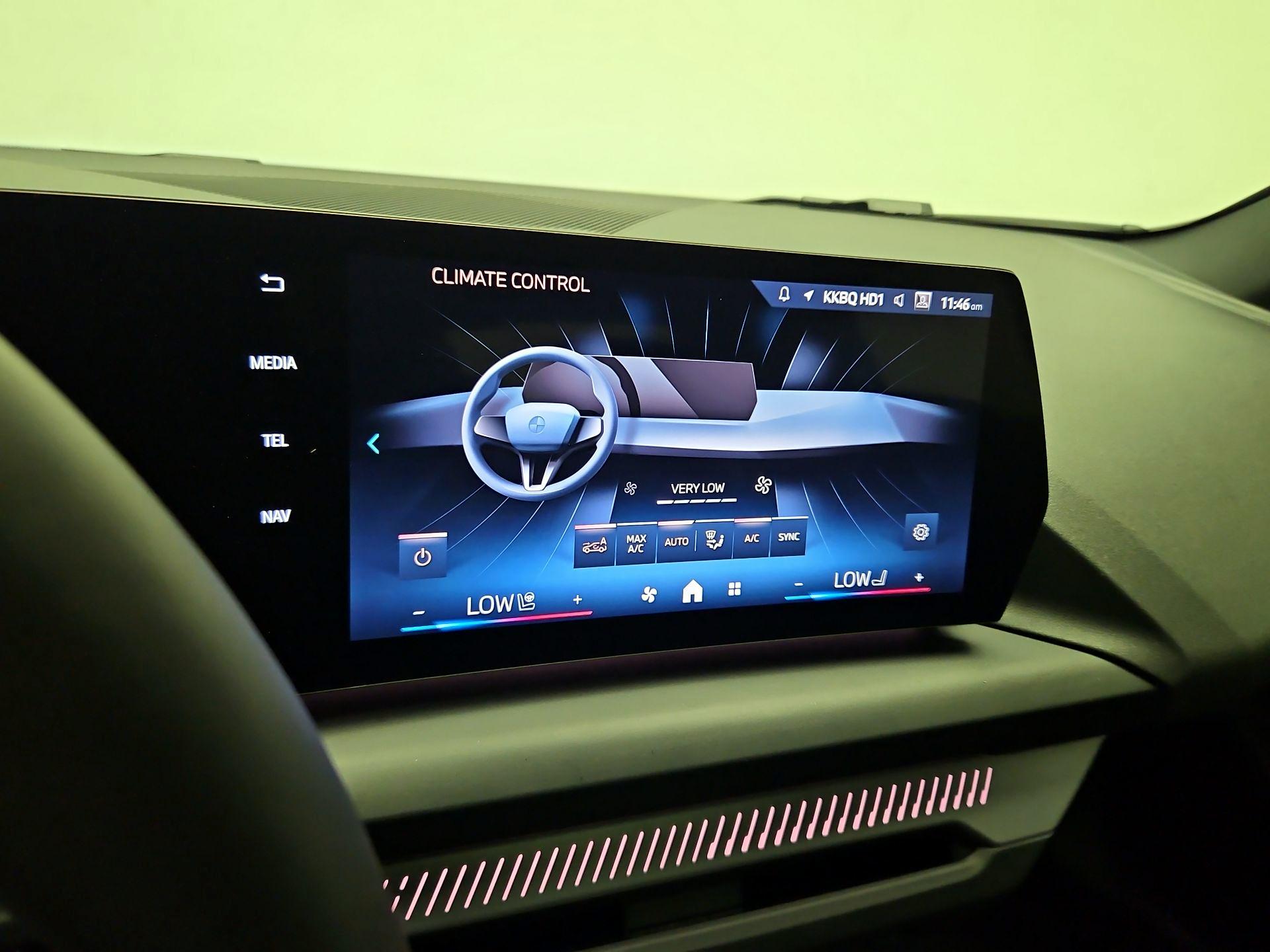 Thumbnail: 2025 BMW 2 Series - 15