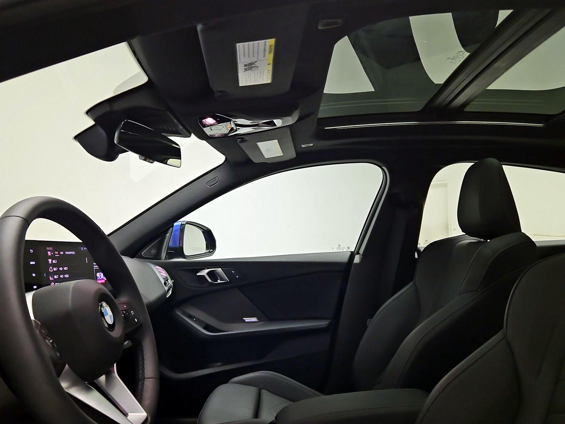 Thumbnail: 2025 BMW 2 Series - 18