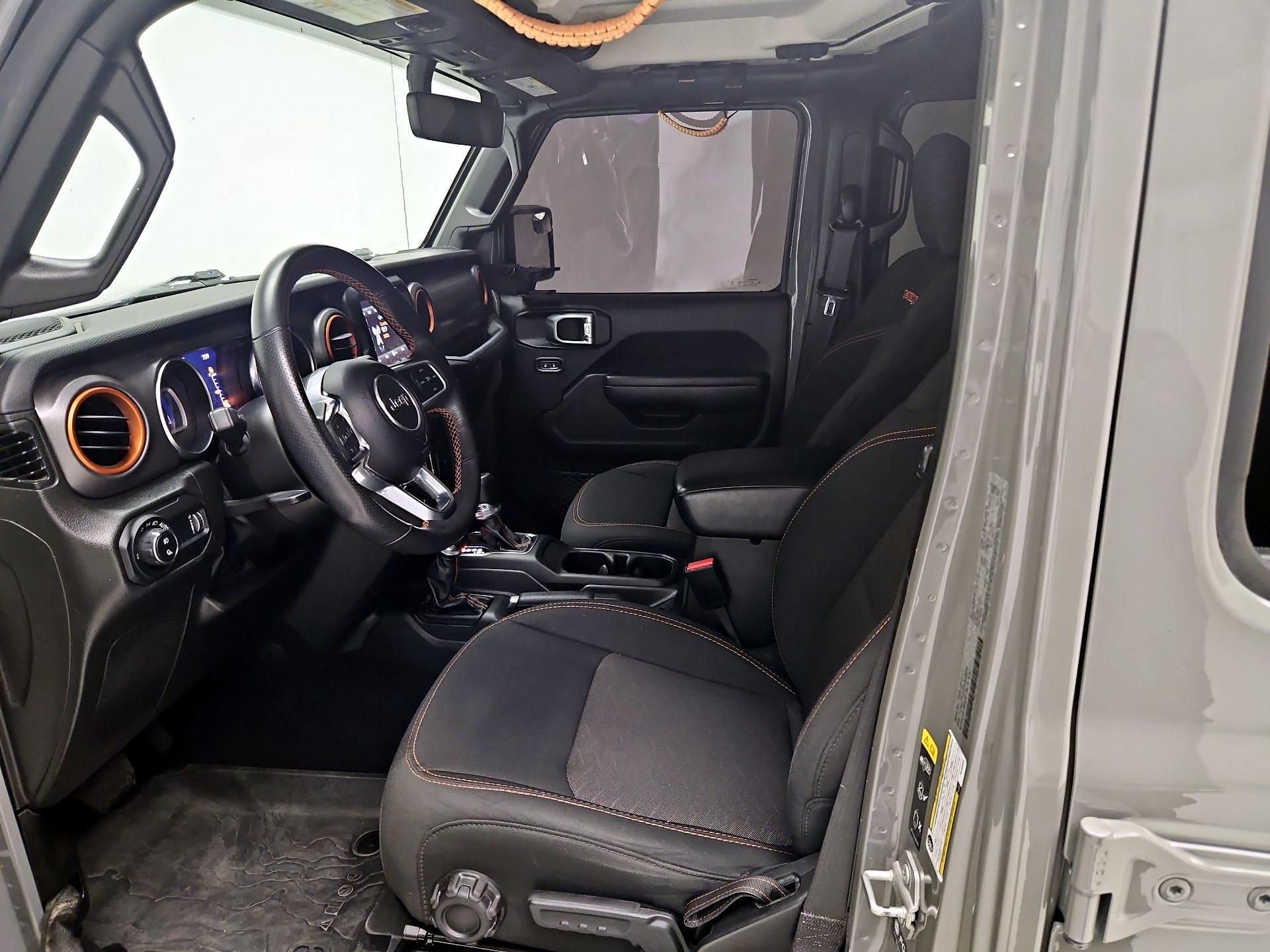 Thumbnail: 2023 Jeep Gladiator - 11