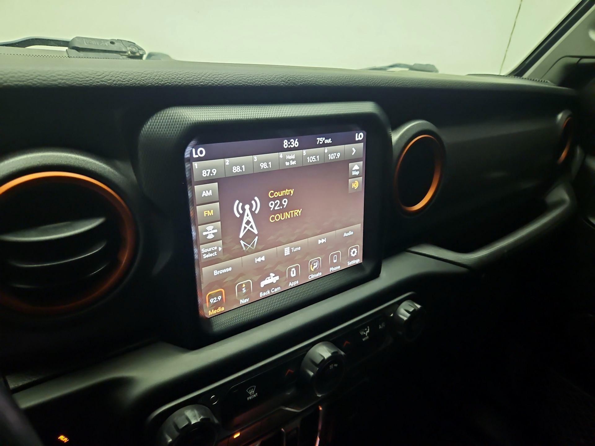 Thumbnail: 2023 Jeep Gladiator - 16