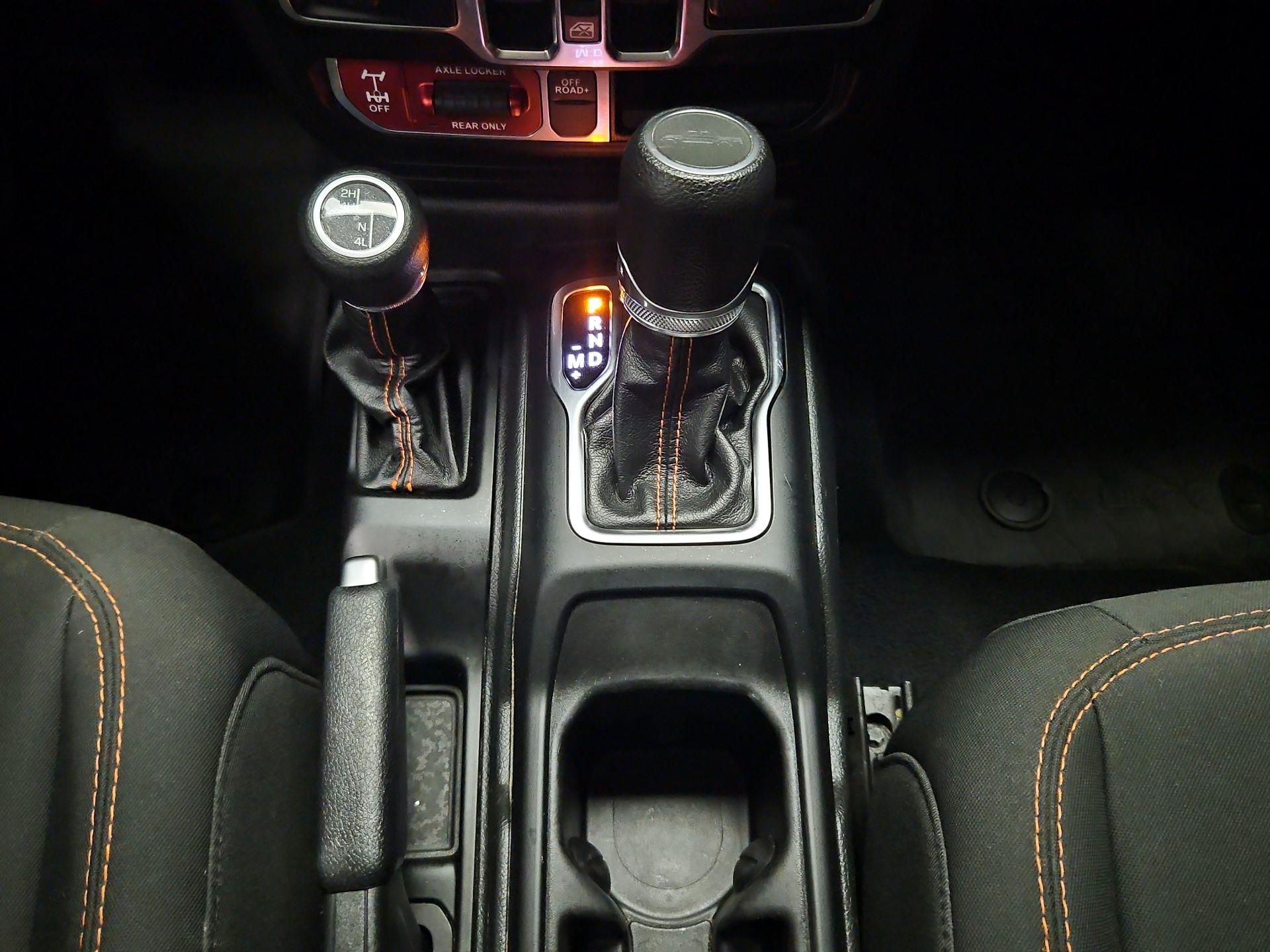 Thumbnail: 2023 Jeep Gladiator - 18