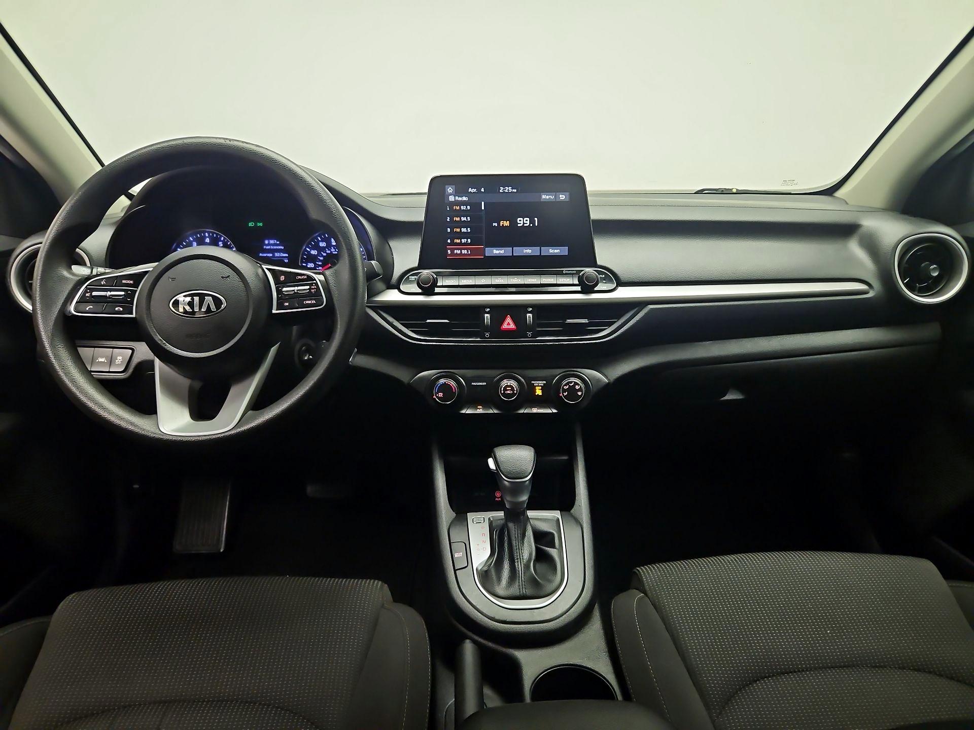 Thumbnail: 2021 Kia Forte - 9