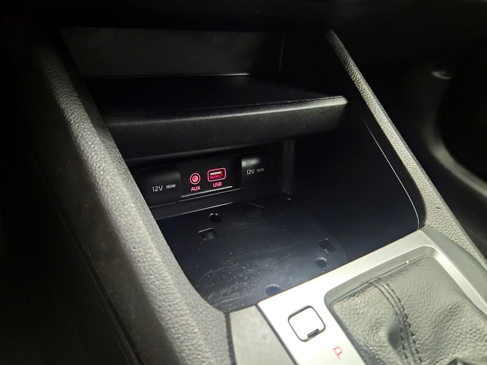 Thumbnail: 2021 Kia Forte - 18