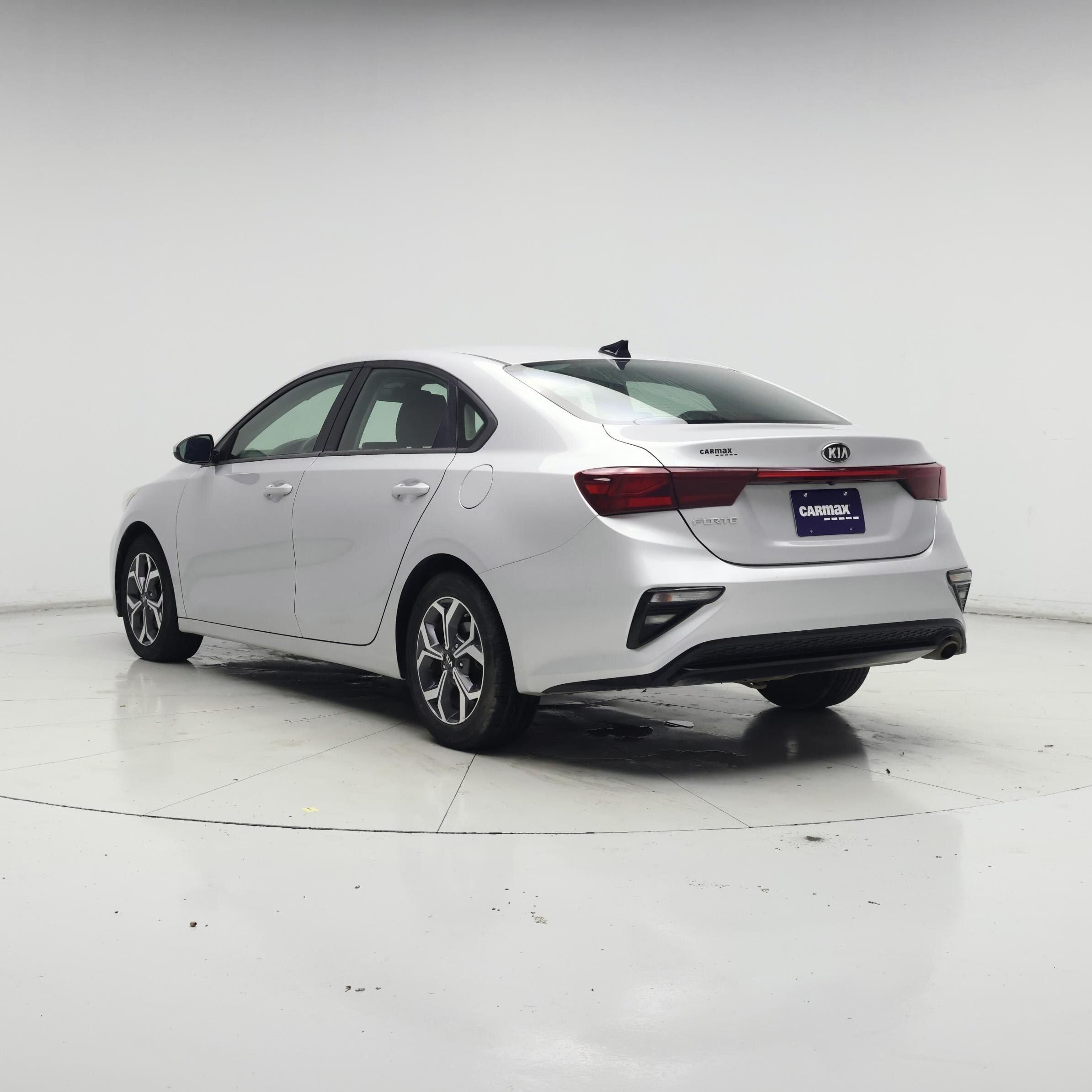Thumbnail: 2021 Kia Forte - 2