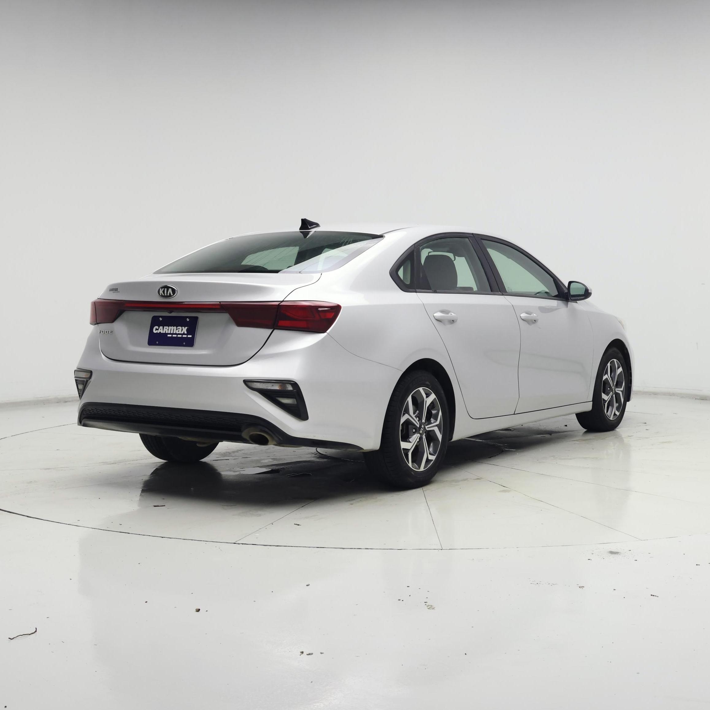 Thumbnail: 2021 Kia Forte - 8