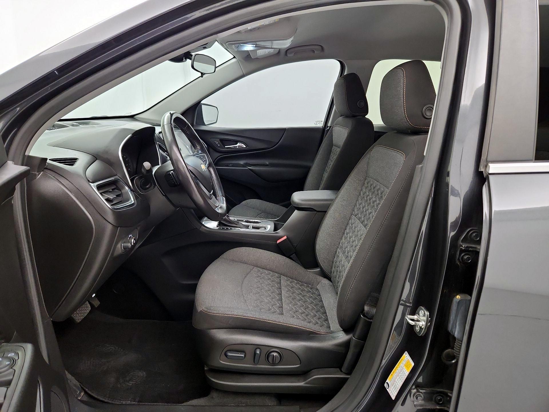 Thumbnail: 2022 Chevrolet Equinox - 11