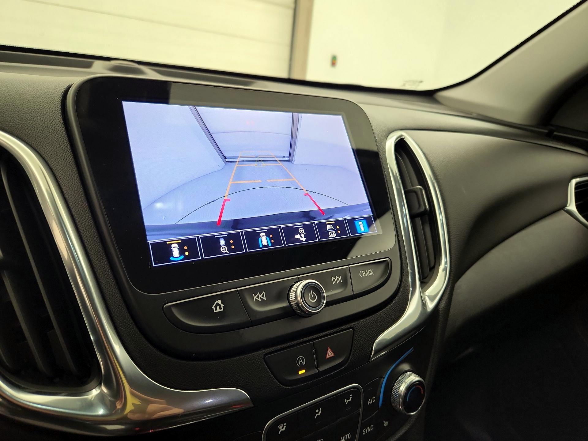 Thumbnail: 2022 Chevrolet Equinox - 14