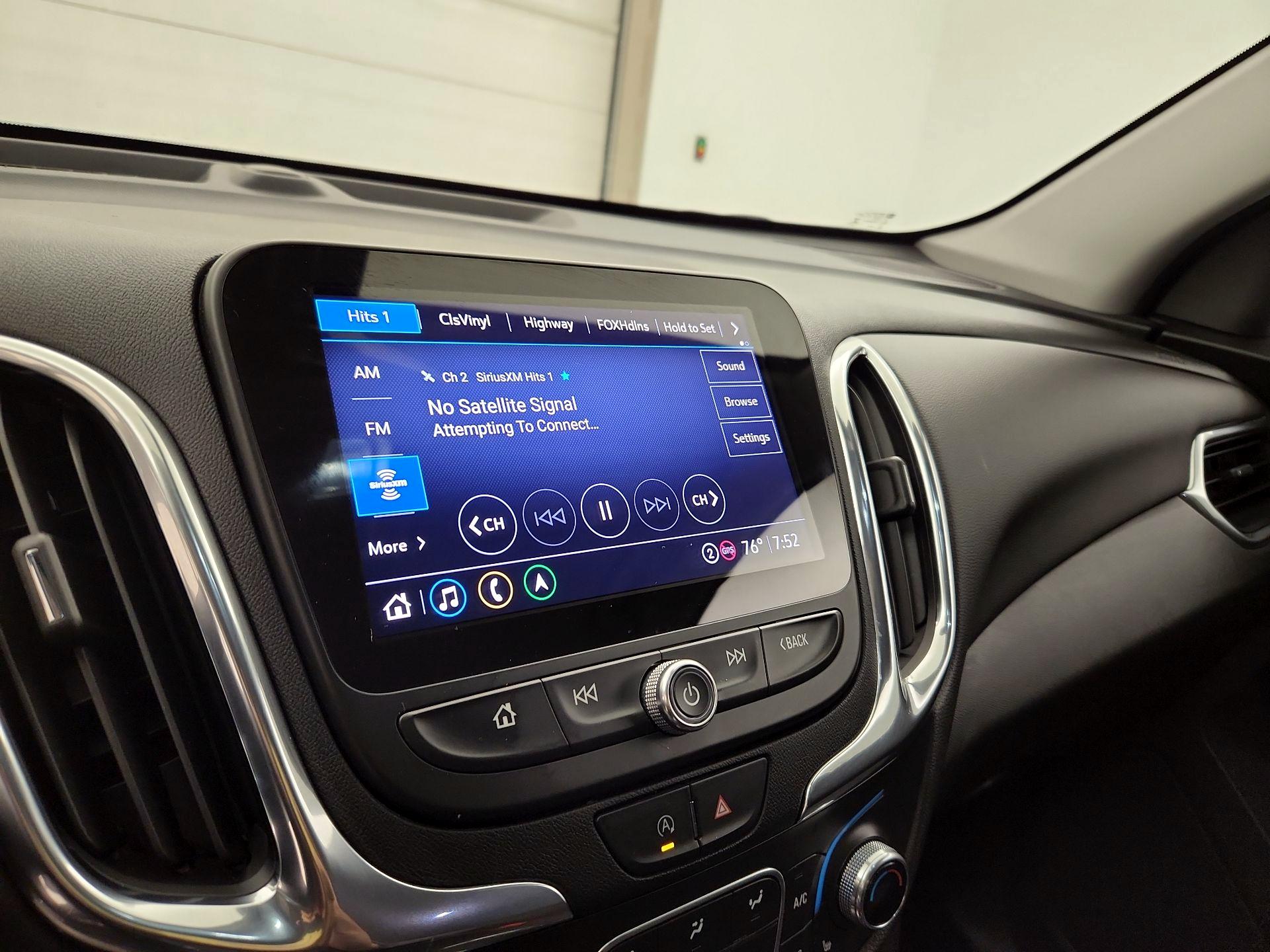 Thumbnail: 2022 Chevrolet Equinox - 15