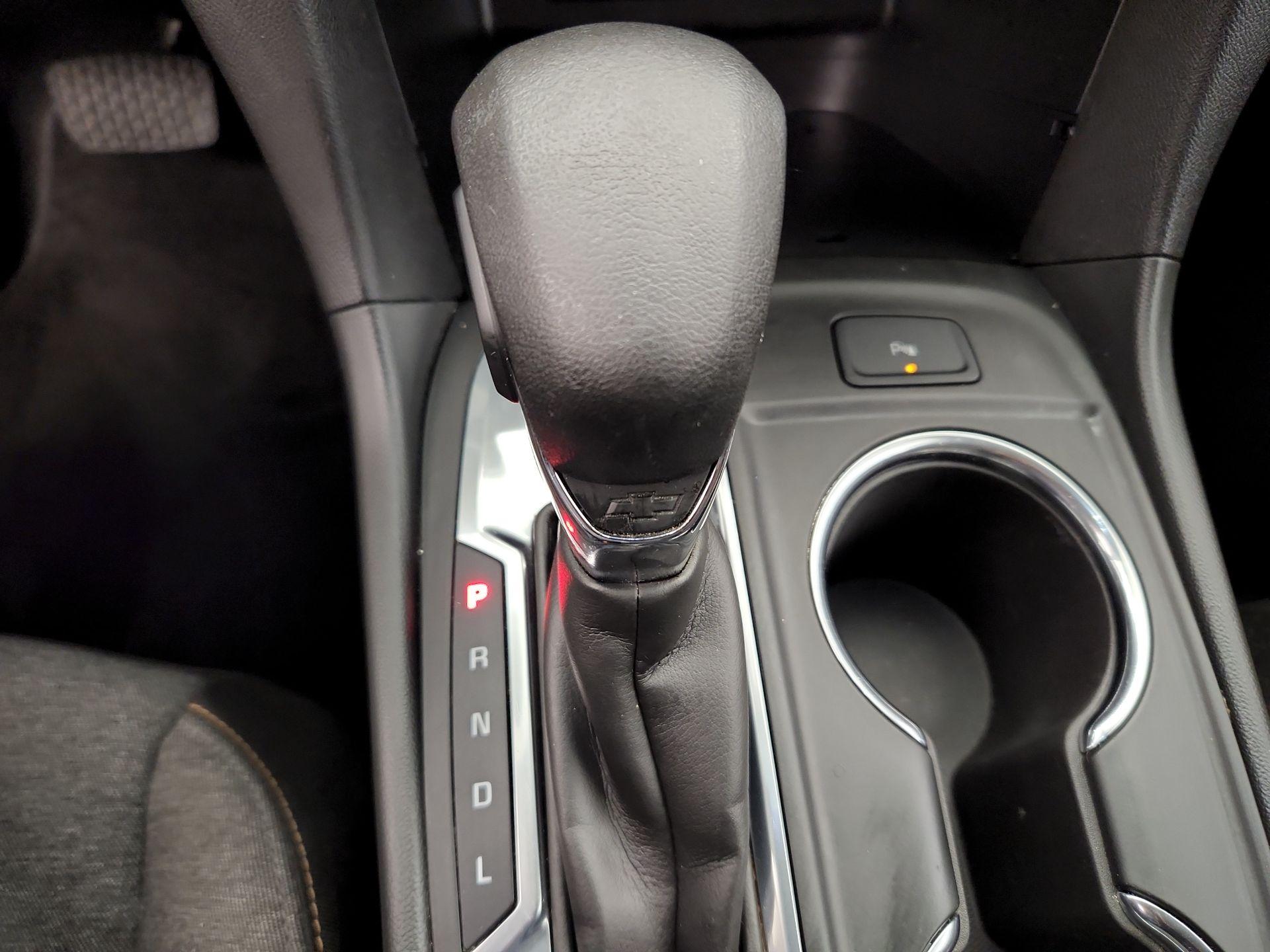 Thumbnail: 2022 Chevrolet Equinox - 17